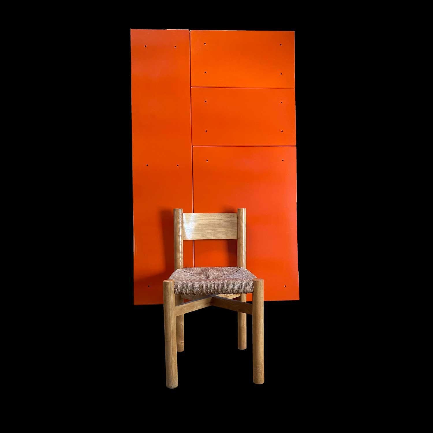 Charlotte Perriand 
set of orange sheet metal panels from the arcs ski resort in 1968
perfect condition
the interior designs made by Charlotte Perriand always bring an artistic dimension. In addition to the color, these panels are made on the golden