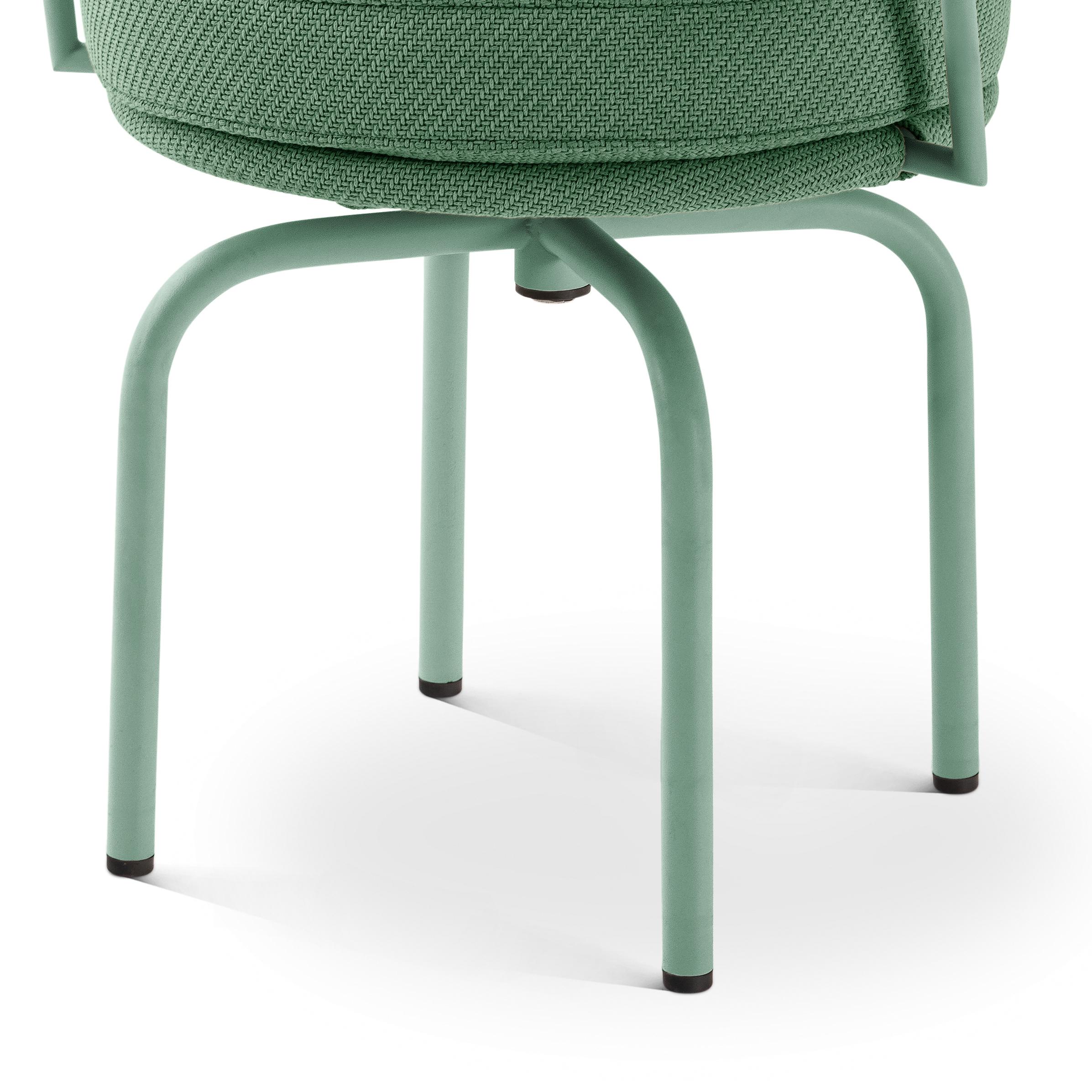 Outdoors green LC7 chair designed by Charlotte Perriand in 1927. Relaunched in 1978.
Manufactured by Cassina in Italy.

Designed by Charlotte Perriand and part of the LC collection by Le Corbusier, Pierre Jeanneret and Charlotte Perriand.

An