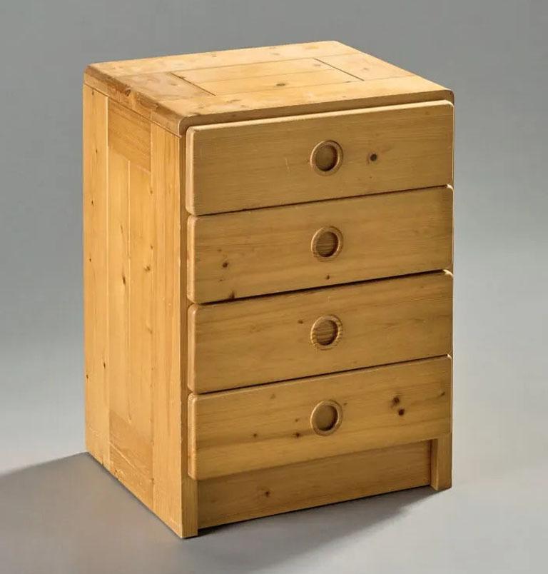 Charlotte Perriand (attributed to), pair of chests of drawers in solid pine, circular handles, LES ARCS circa 1960

  
  