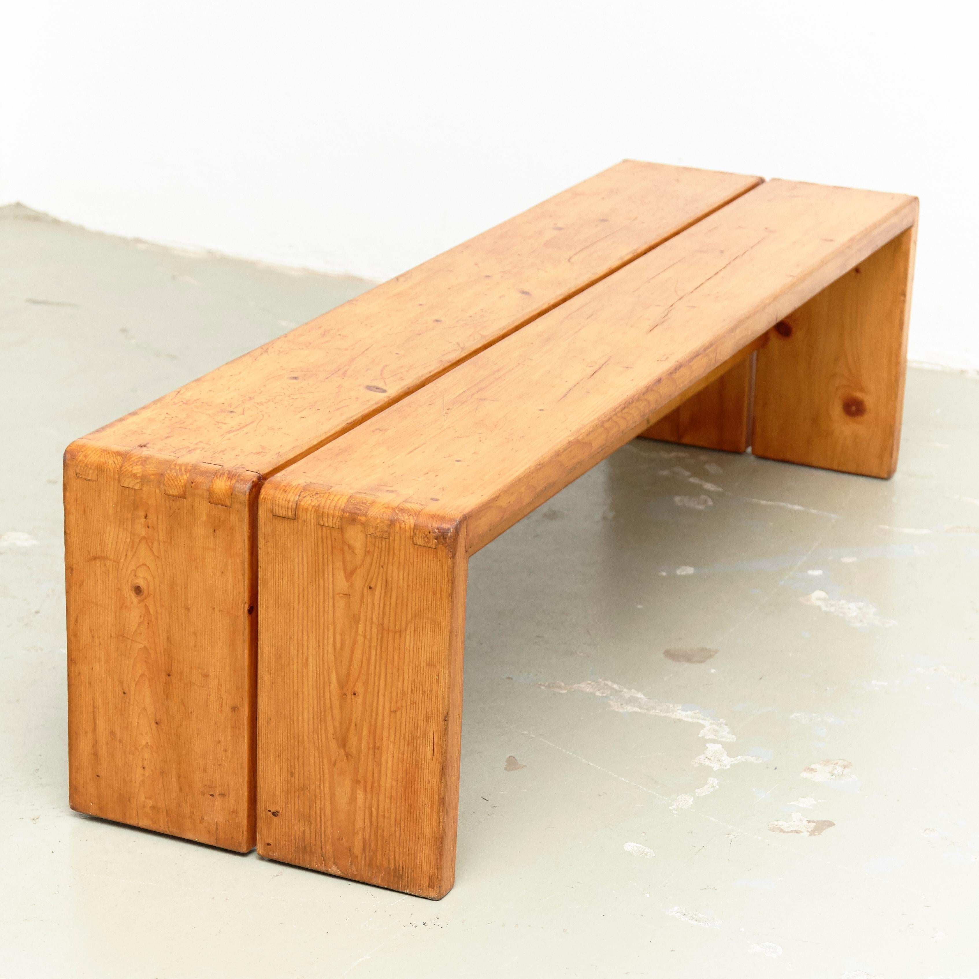 Charlotte Perriand, Pair of Large Wood Benches for Les Arcs, circa 1960 In Good Condition In Barcelona, Barcelona