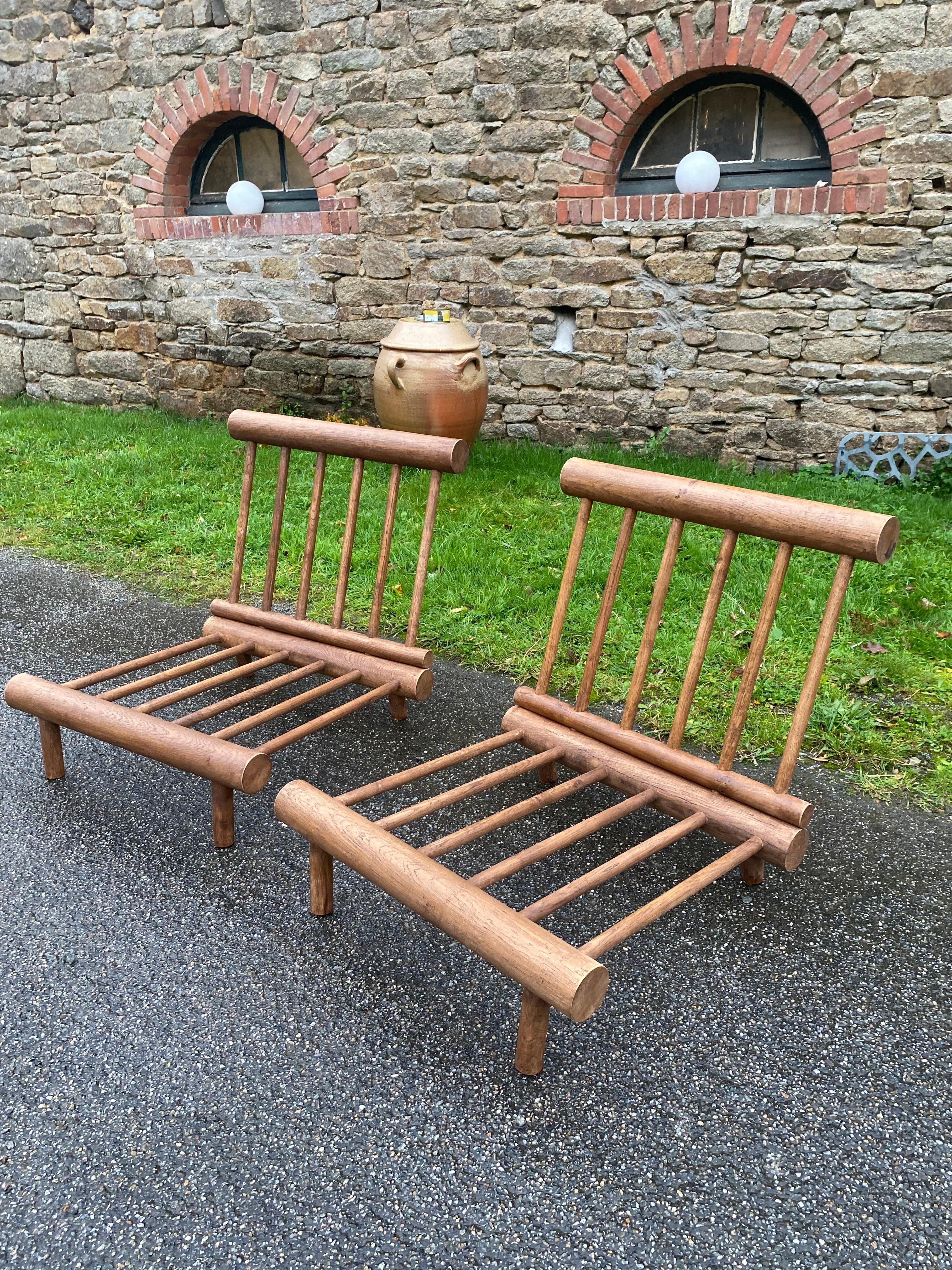 Charlotte Perriand

Coppia di poltrone in Oak
Les Arcs 1600
Residenza La Cachette
Modello creato per la residenza La Cachette
Progettato per essere posizionato davanti al caminetto
Circa 1969
H. 67 x L. 68 x P. 75 cm
Schienale rimovibile per un