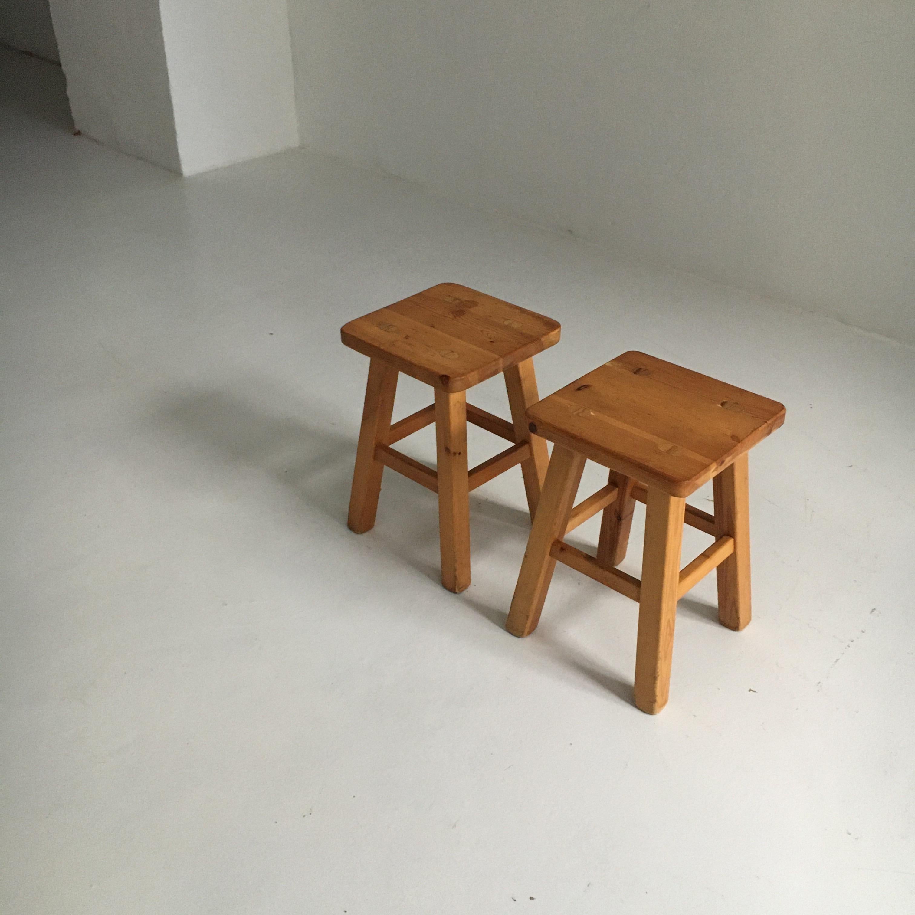 French Charlotte Perriand Pair of Square Pine Stools, France, 1960s