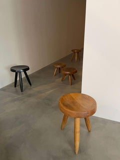 Paire de tabourets hauts 'Berger' de Charlotte Perriand