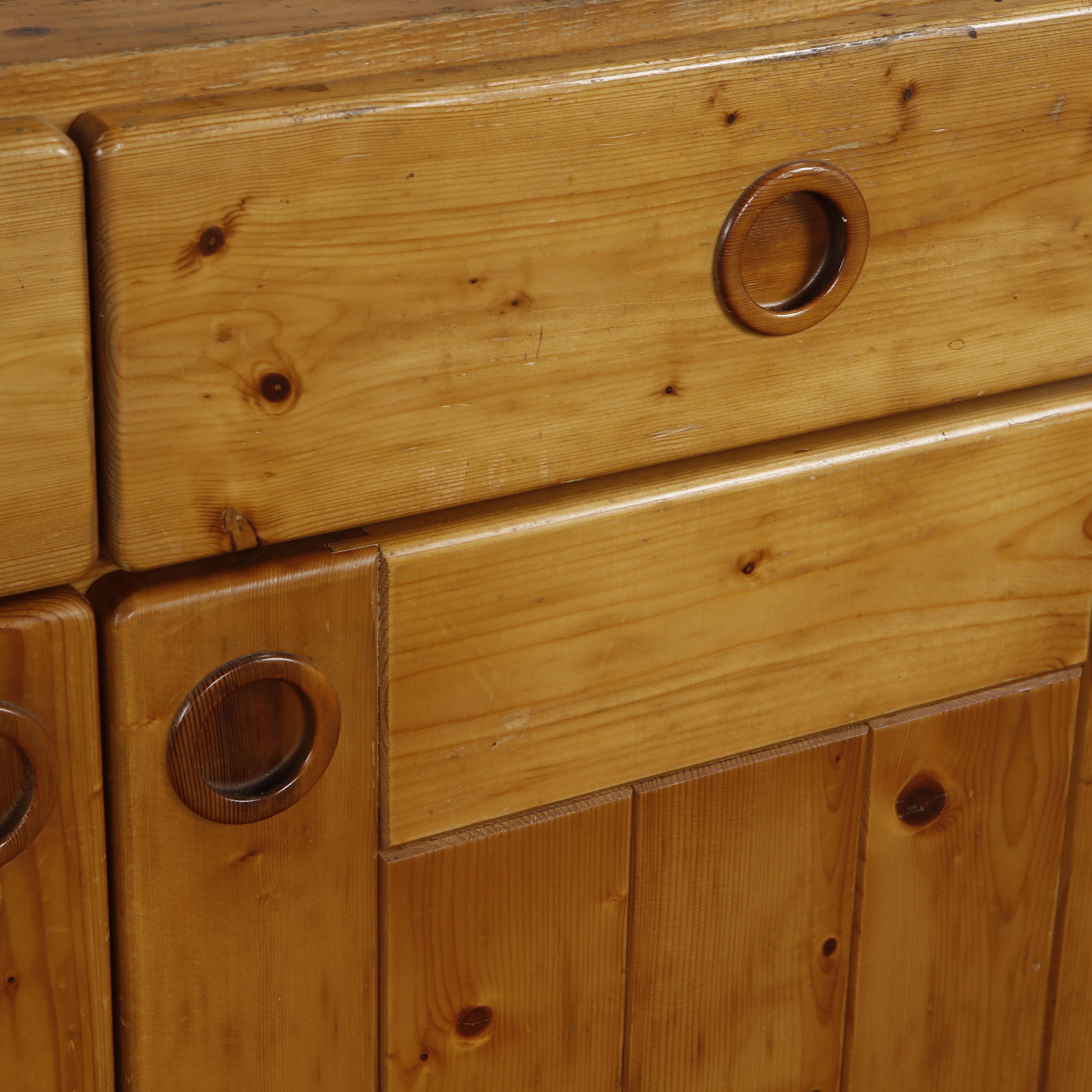 Charlotte Perriand, Pine Sideboard for Les Arcs 1600, 1960s For Sale 6