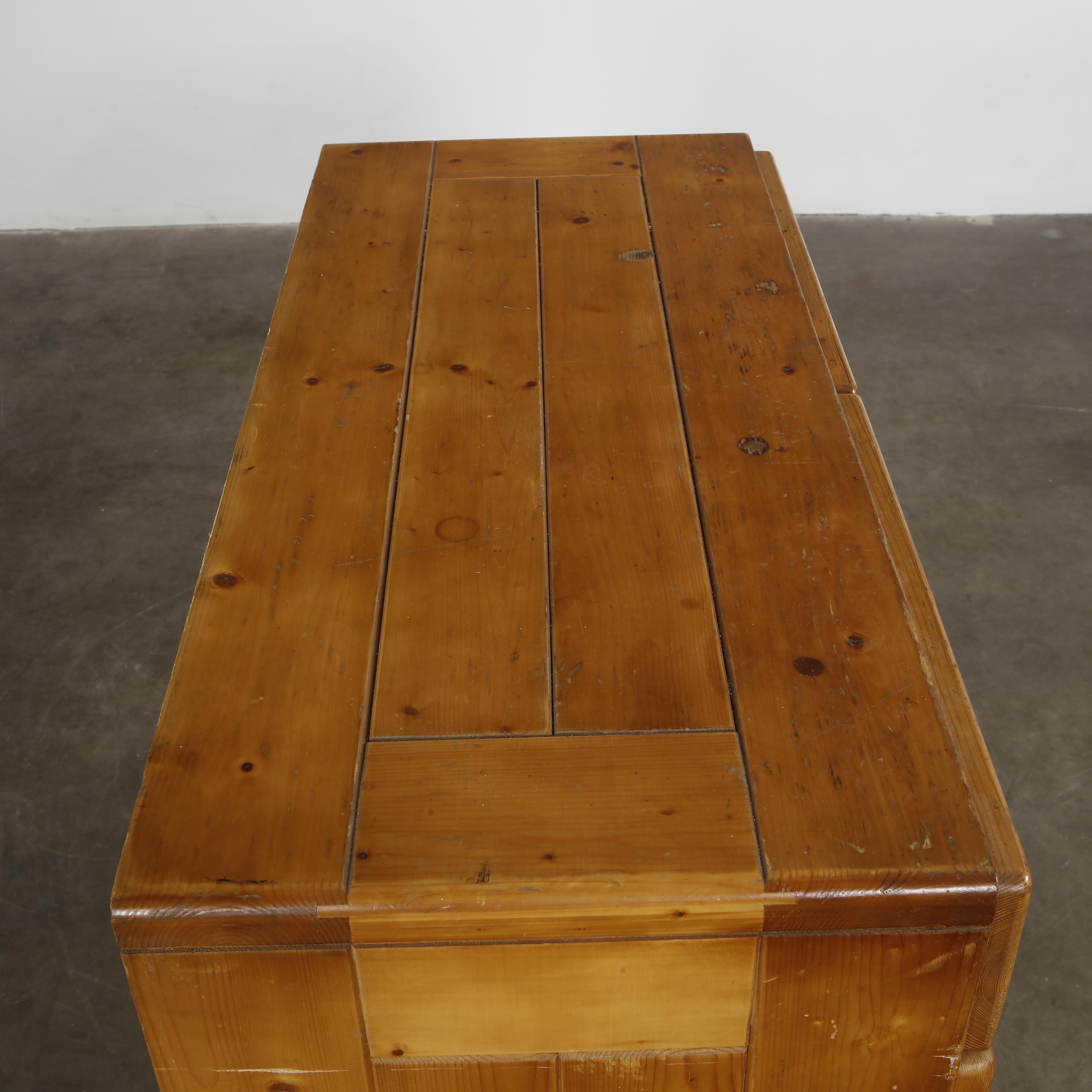 Charlotte Perriand, Pine Sideboard for Les Arcs 1600, 1960s For Sale 8