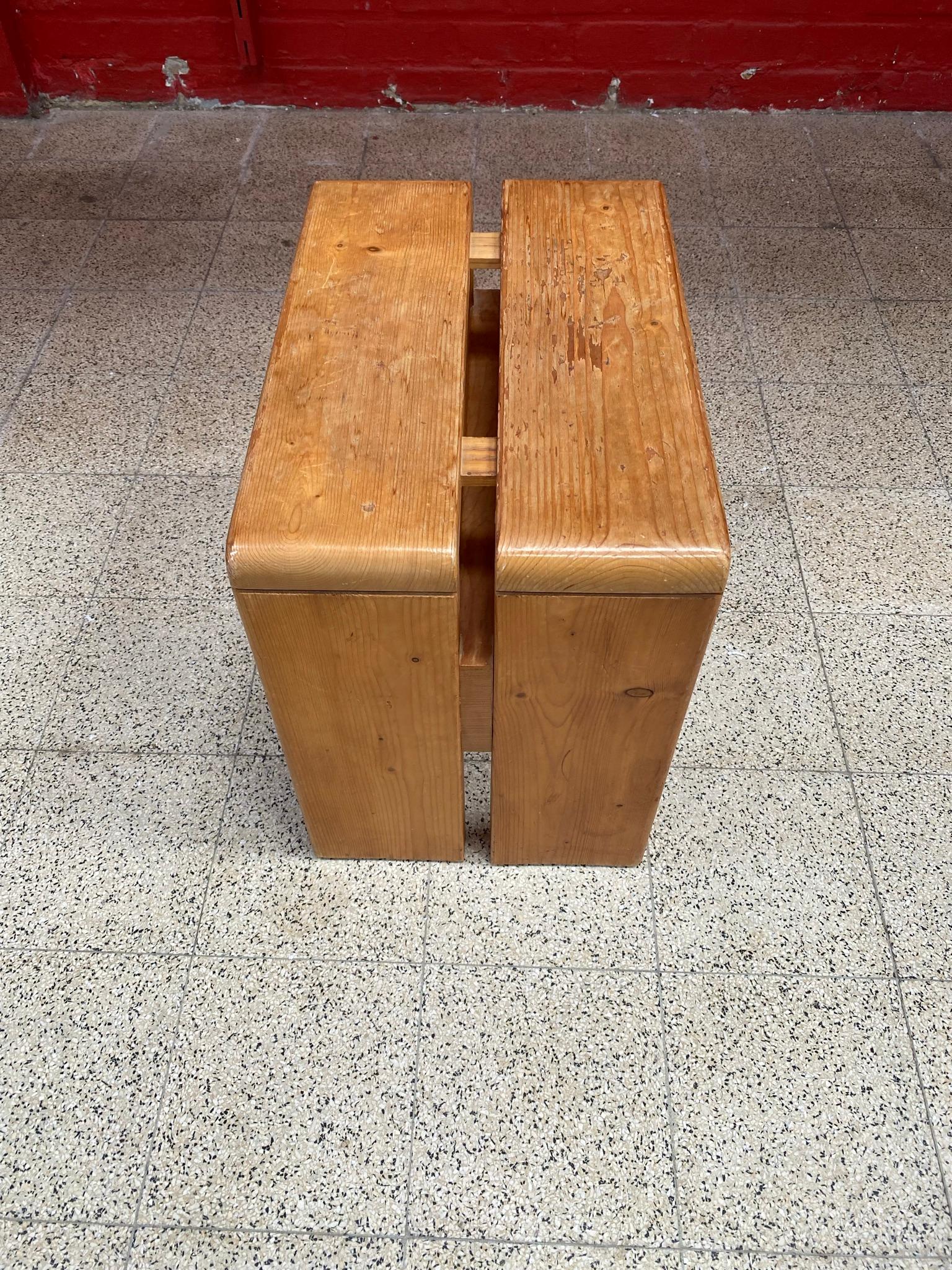 Charlotte Perriand Pine Stool, Les Arcs In Good Condition For Sale In Saint-Ouen, FR