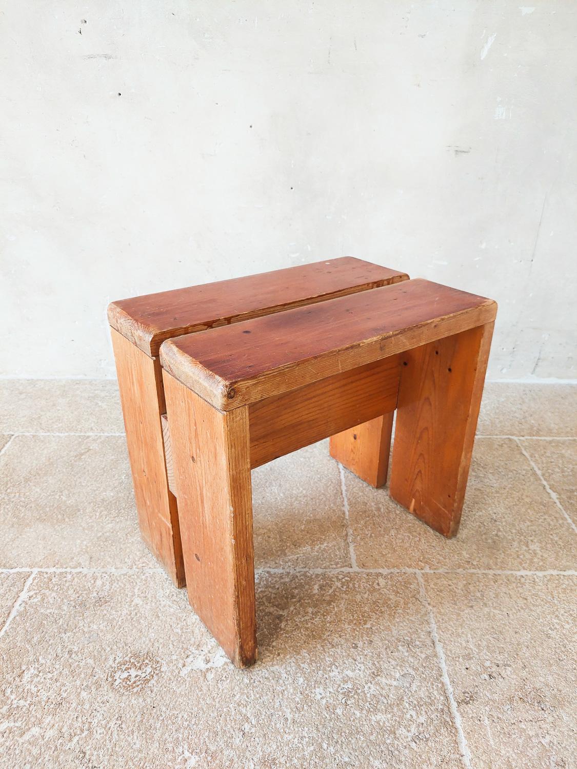 Charlotte Perriand Pine Wood Stool for Les Arcs, 1960s For Sale 1