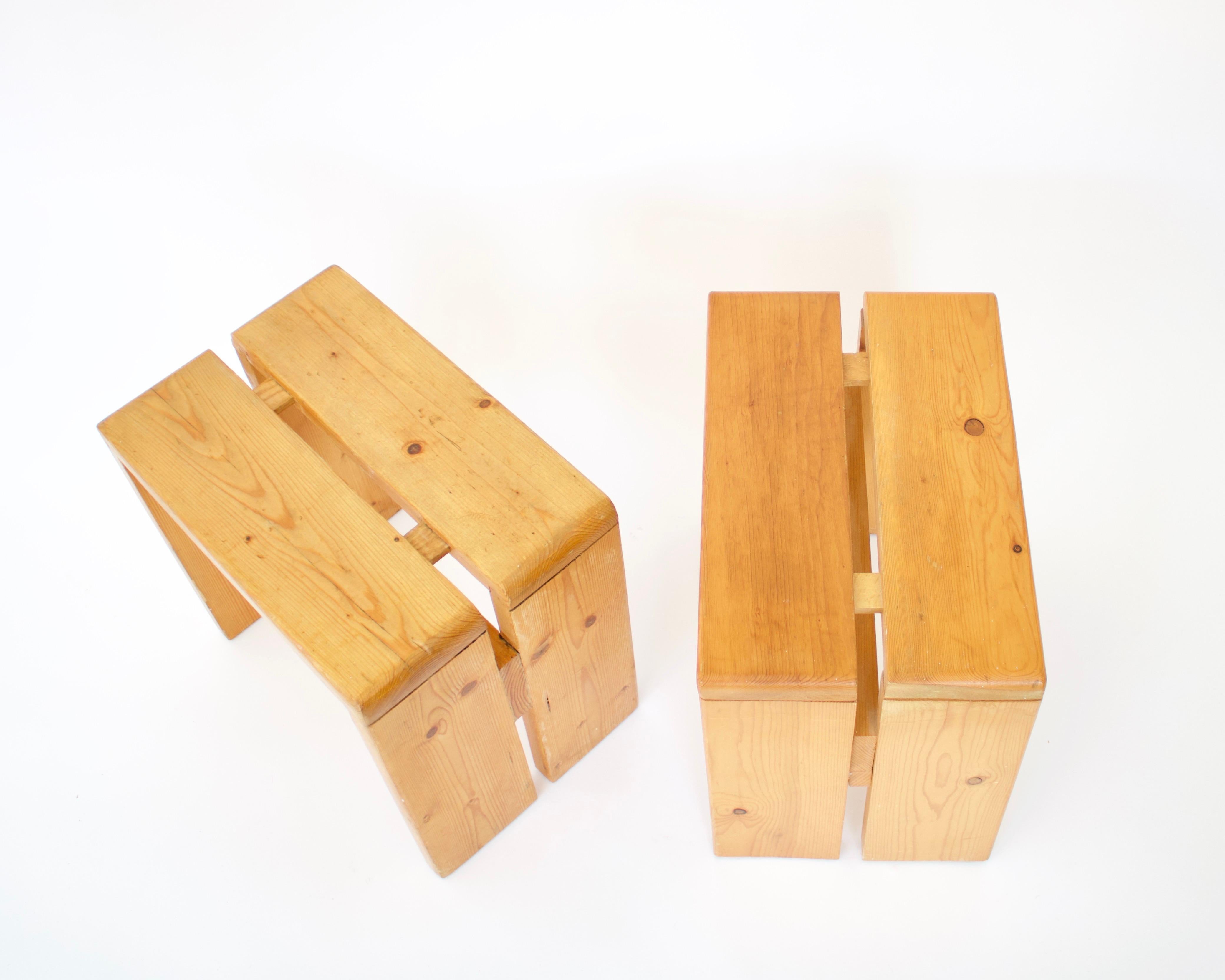 Charlotte Perriand Pine Wood Stools for Les Arcs Ski Resort, France, circa 1960 For Sale 1