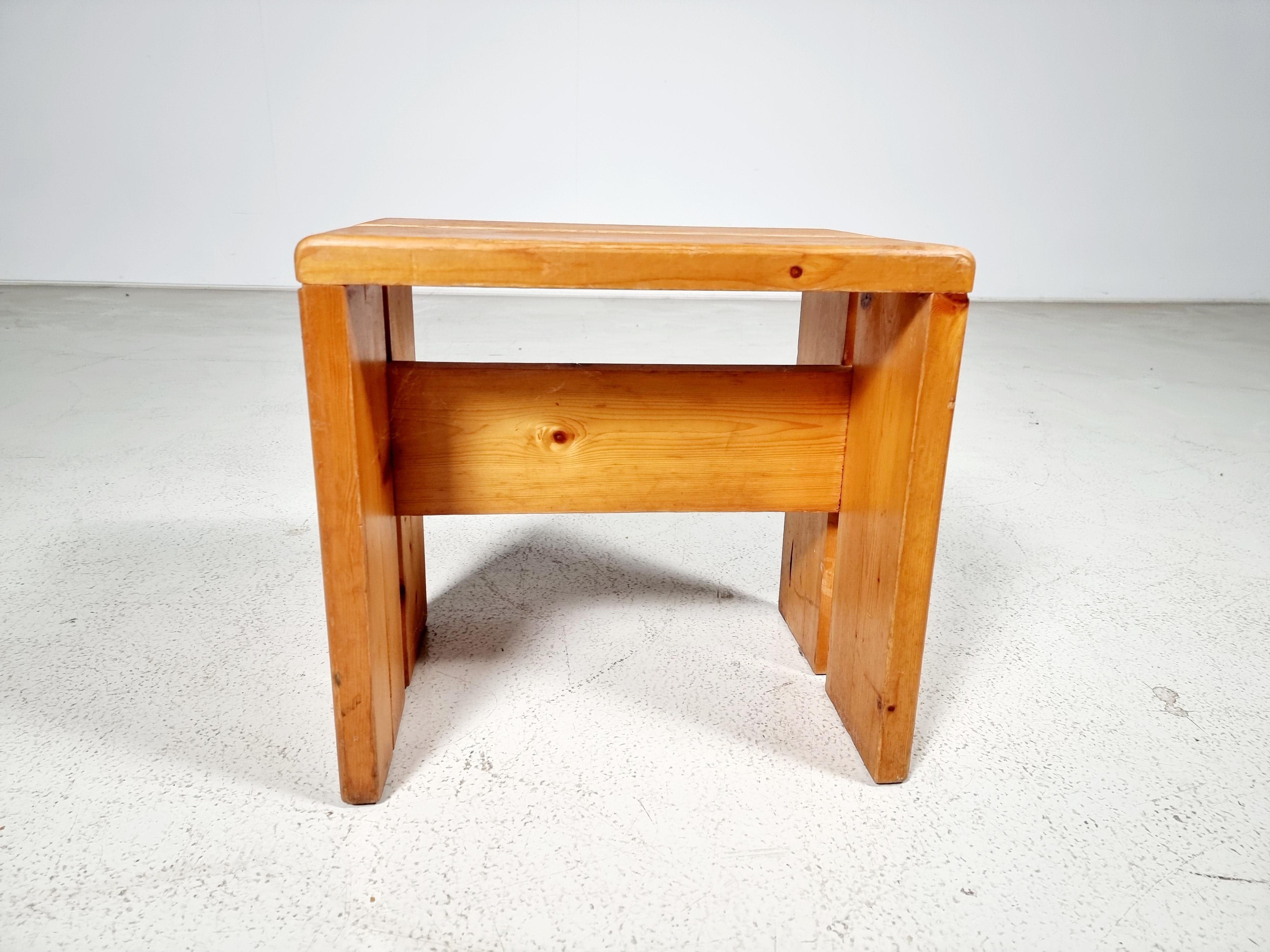 Mid-Century Modern Charlotte Perriand Style Pinewood Stool, France, 1968 For Sale