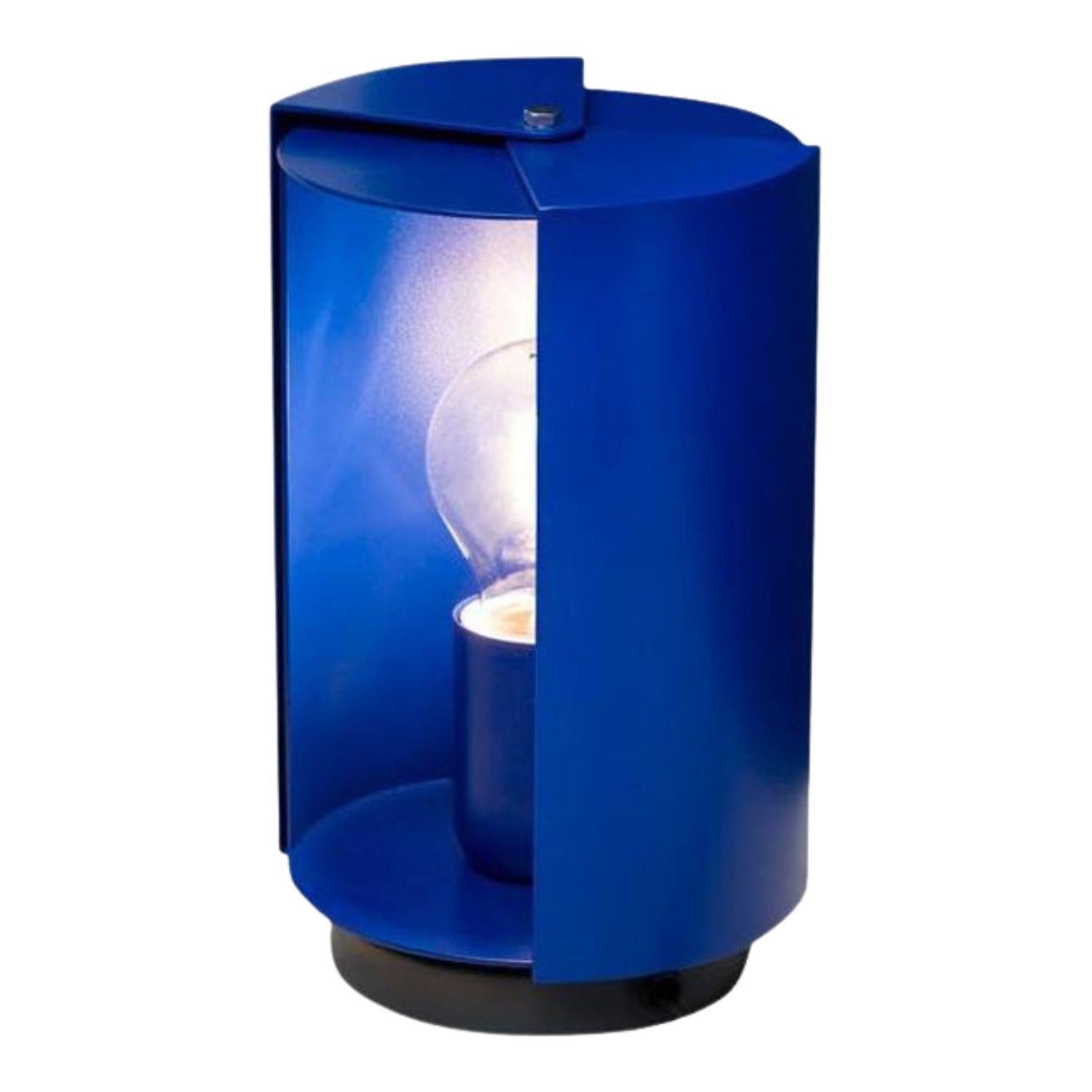 Charlotte Perriand 'Pivotante À Poser' Table Lamp in Yellow for Nemo For Sale 6