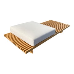 Charlotte Perriand Mesa baja Refolo de Cassina, Banco, Sofá de día
