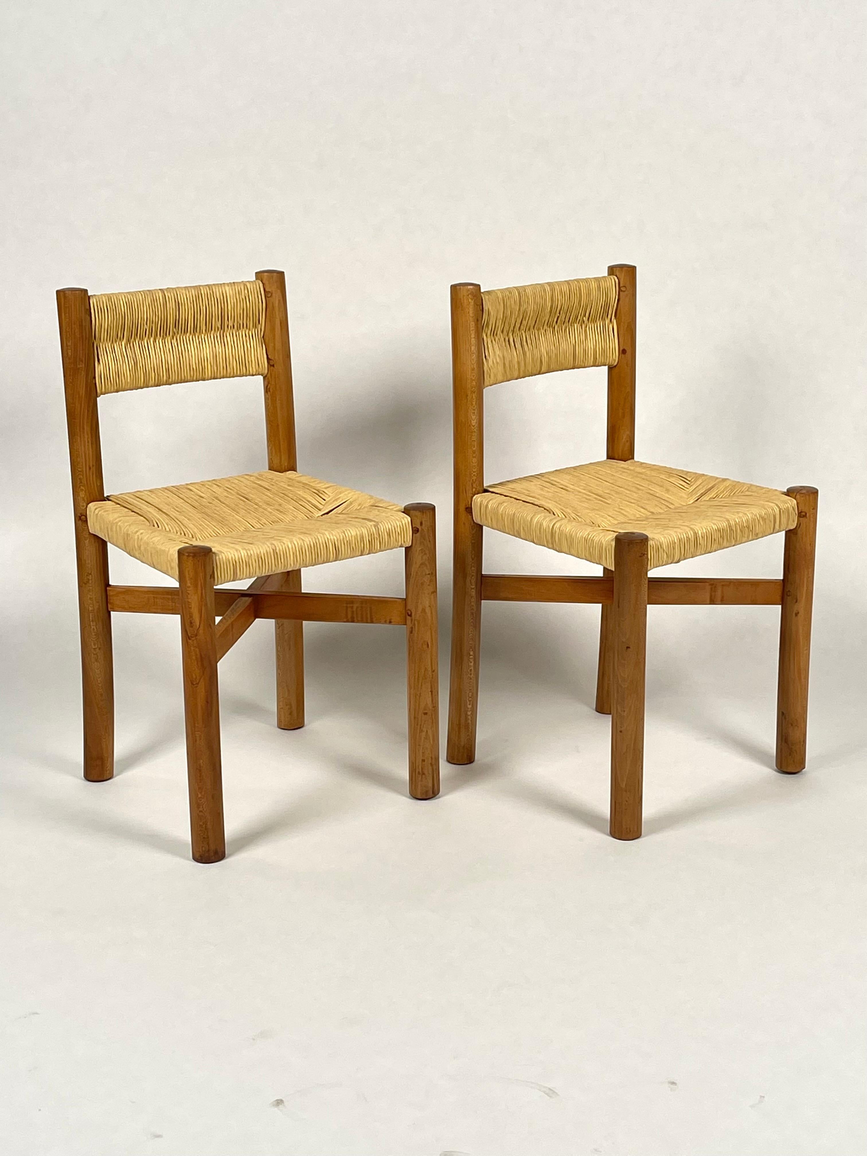 Charlotte Perriand:: ensemble de 2 chaises 