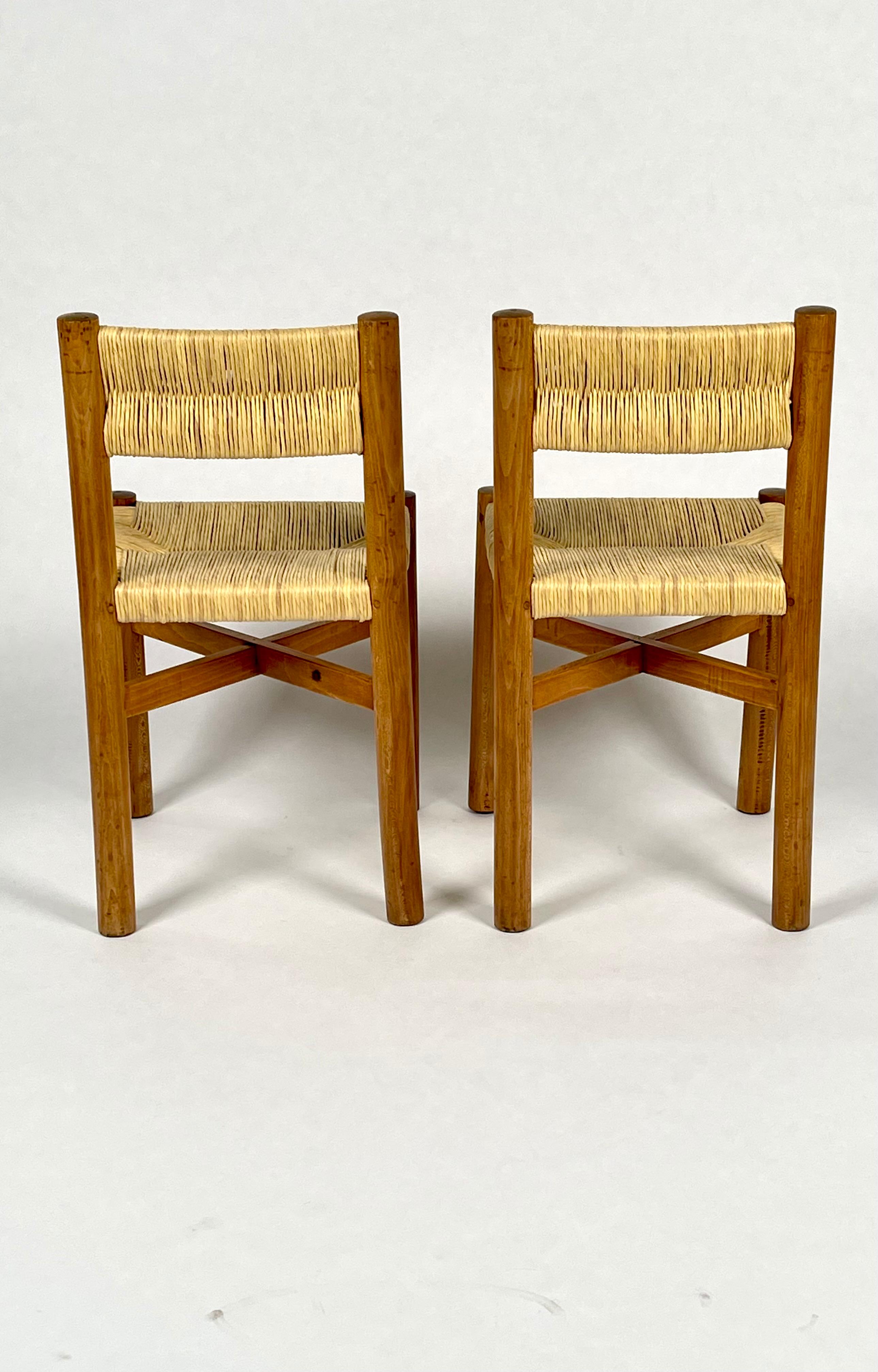 Charlotte Perriand:: ensemble de 2 chaises 