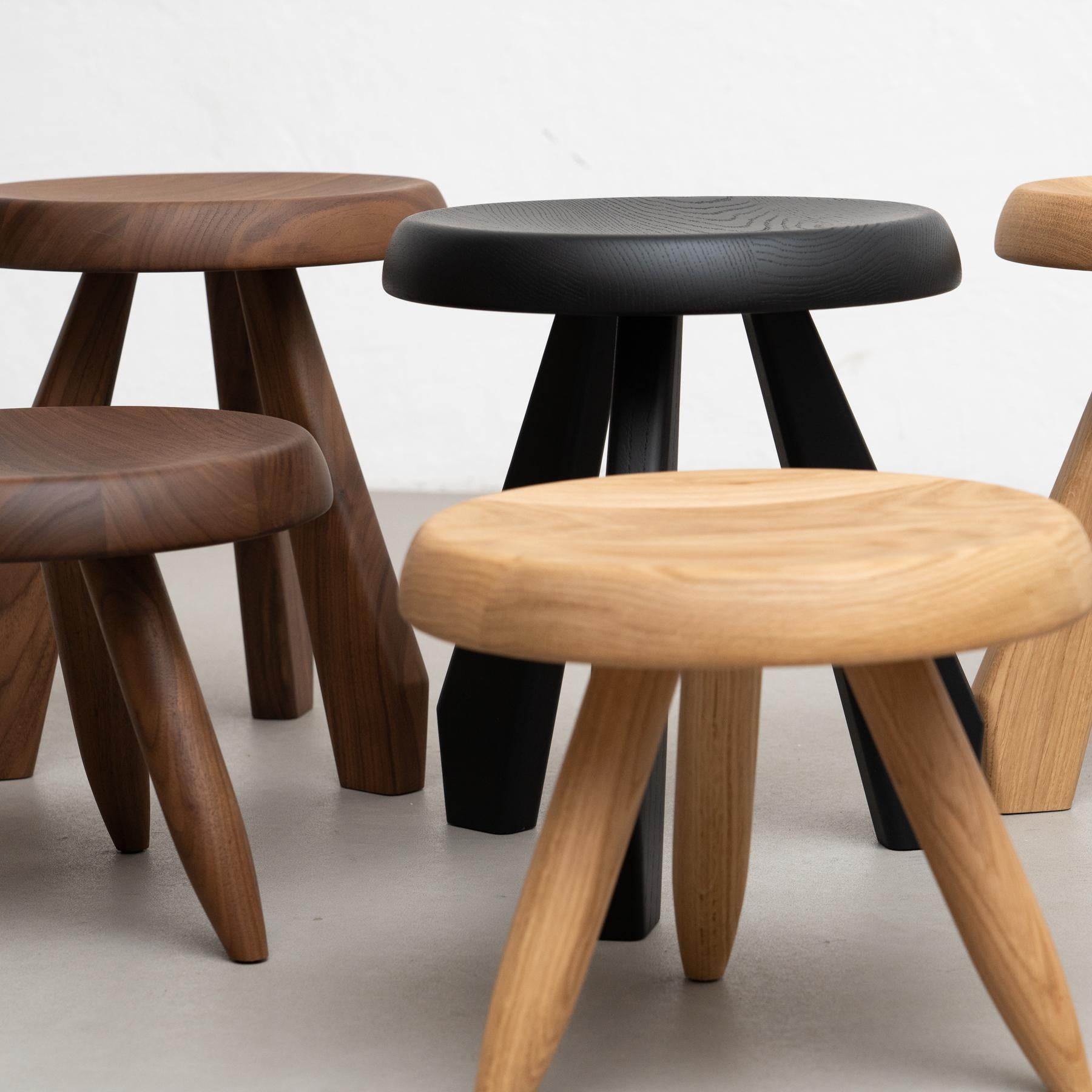 Bois Charlotte Perriand Ensemble de cinq tabourets en bois Meribel pour Cassina en vente