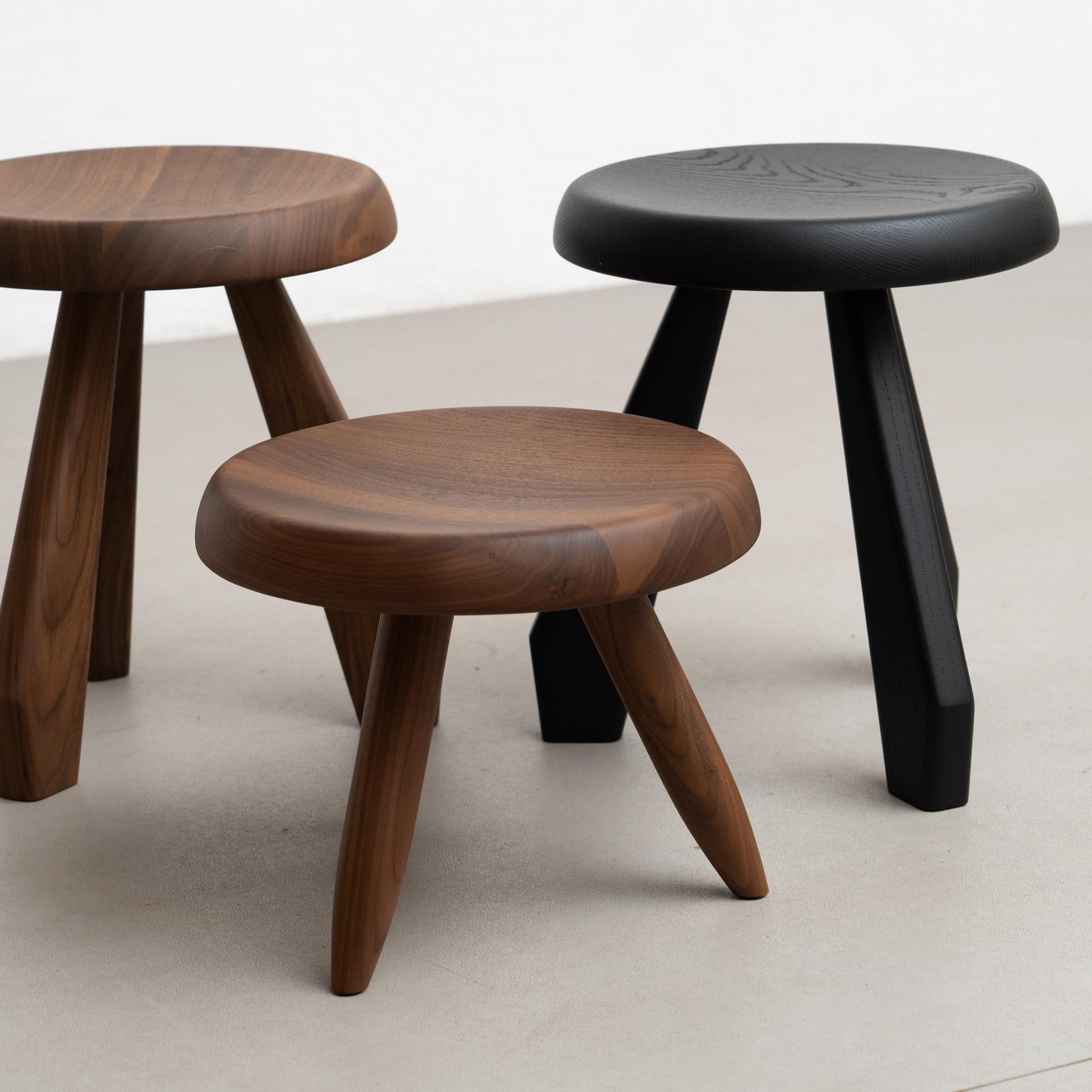 Charlotte Perriand Ensemble de cinq tabourets en bois Meribel pour Cassina en vente 1