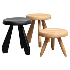 Charlotte Perriand Ensemble de trois tabourets en bois Meribel pour Cassina