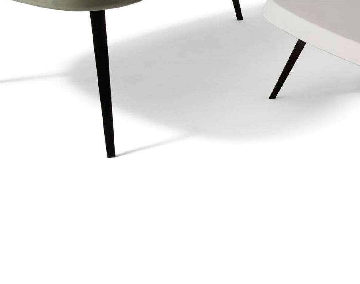 Charlotte Perriand Dreiteiliger mexikanischer niedriger mexikanischer Outdoor-Tisch für Cassina (Keramik) im Angebot