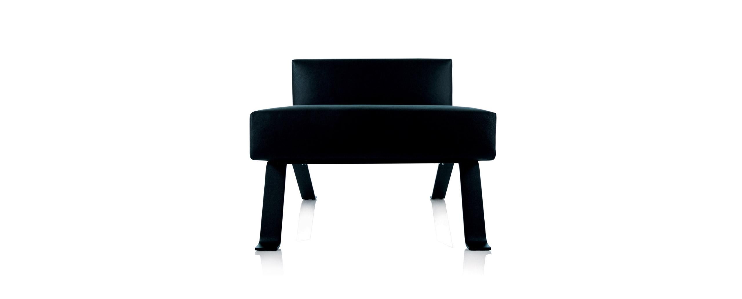 Charlotte Perriand Set di due poltrone Ombra di Cassina In condizioni Nuovo in vendita a Barcelona, Barcelona