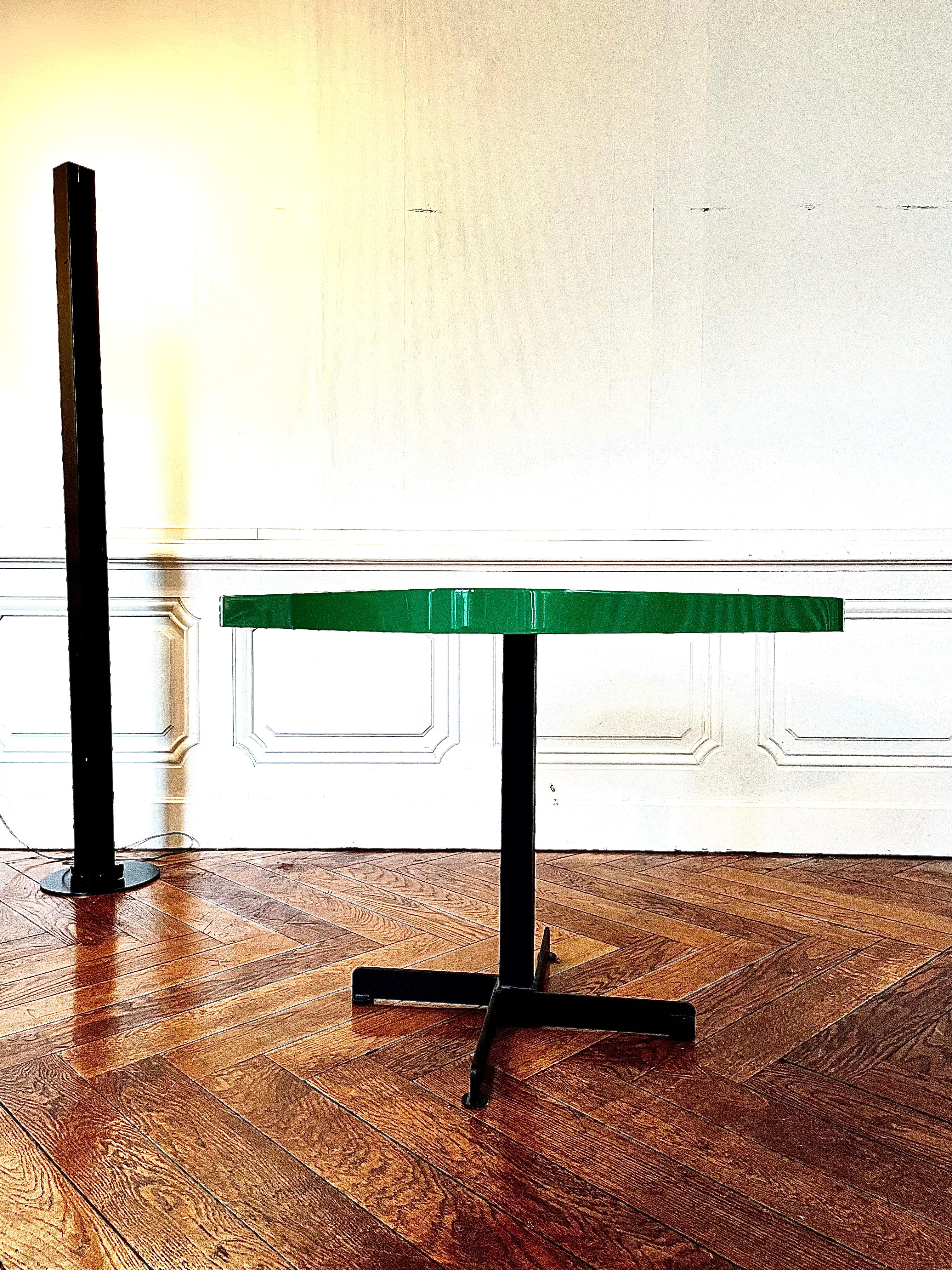 Charlotte Perriand Square Table in Green Polyester from 1984 For Sale 4