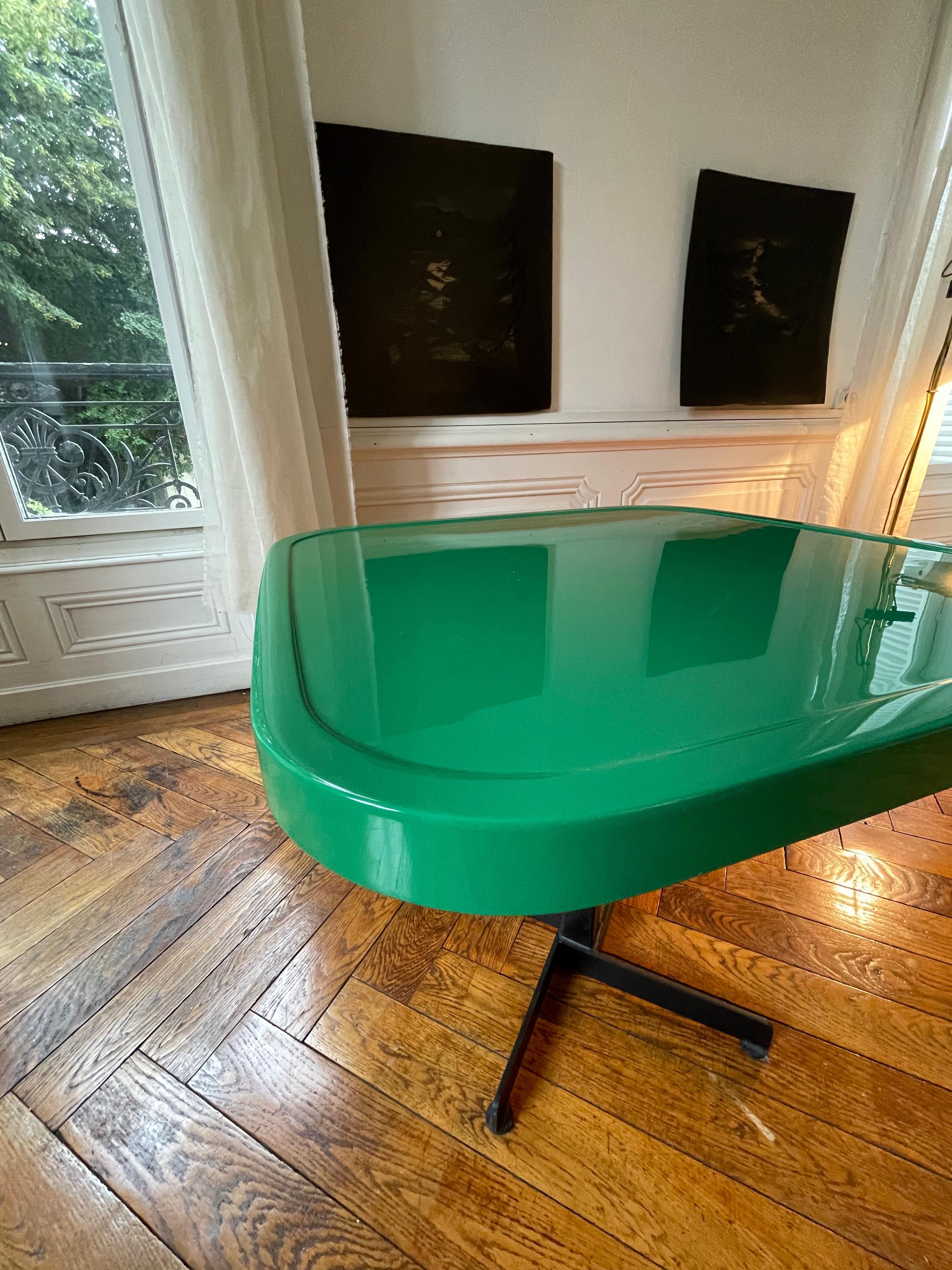 Charlotte Perriand Square Table in Green Polyester from 1984 For Sale 6