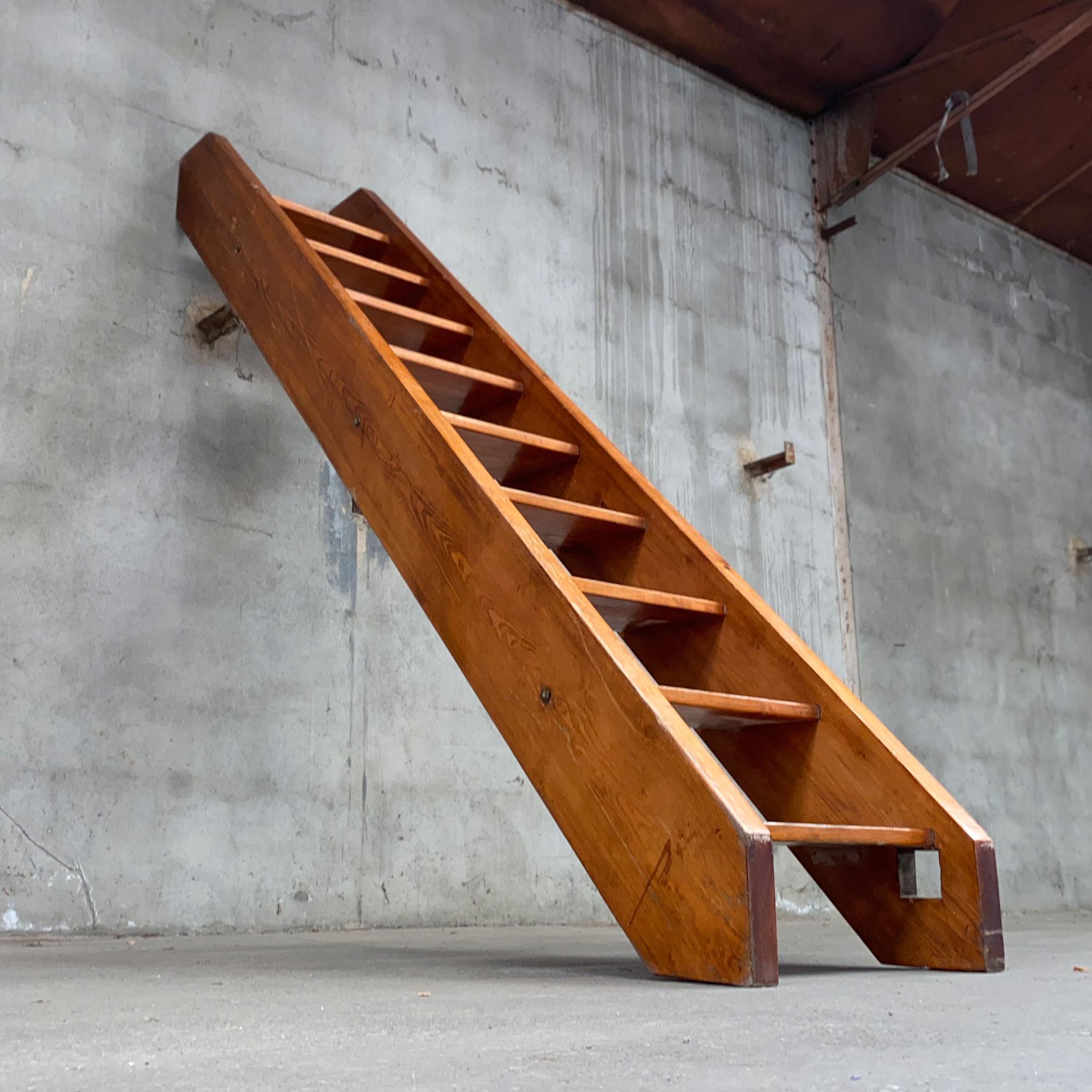 Mid-Century Modern Charlotte Perriand stairs For Sale