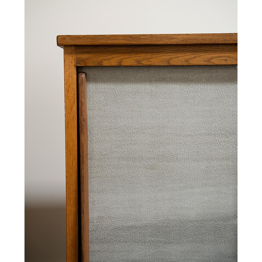 Mid-Century Modern Armoire de style Charlotte Perriand (vendue individuellement) en vente