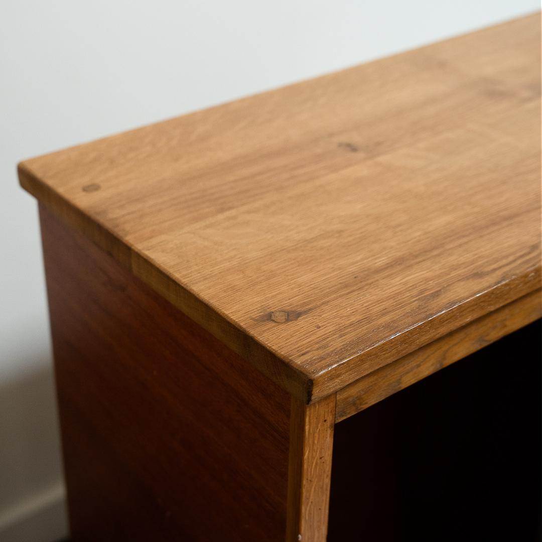 Armoire de style Charlotte Perriand (vendue individuellement) Bon état - En vente à Dallas, TX