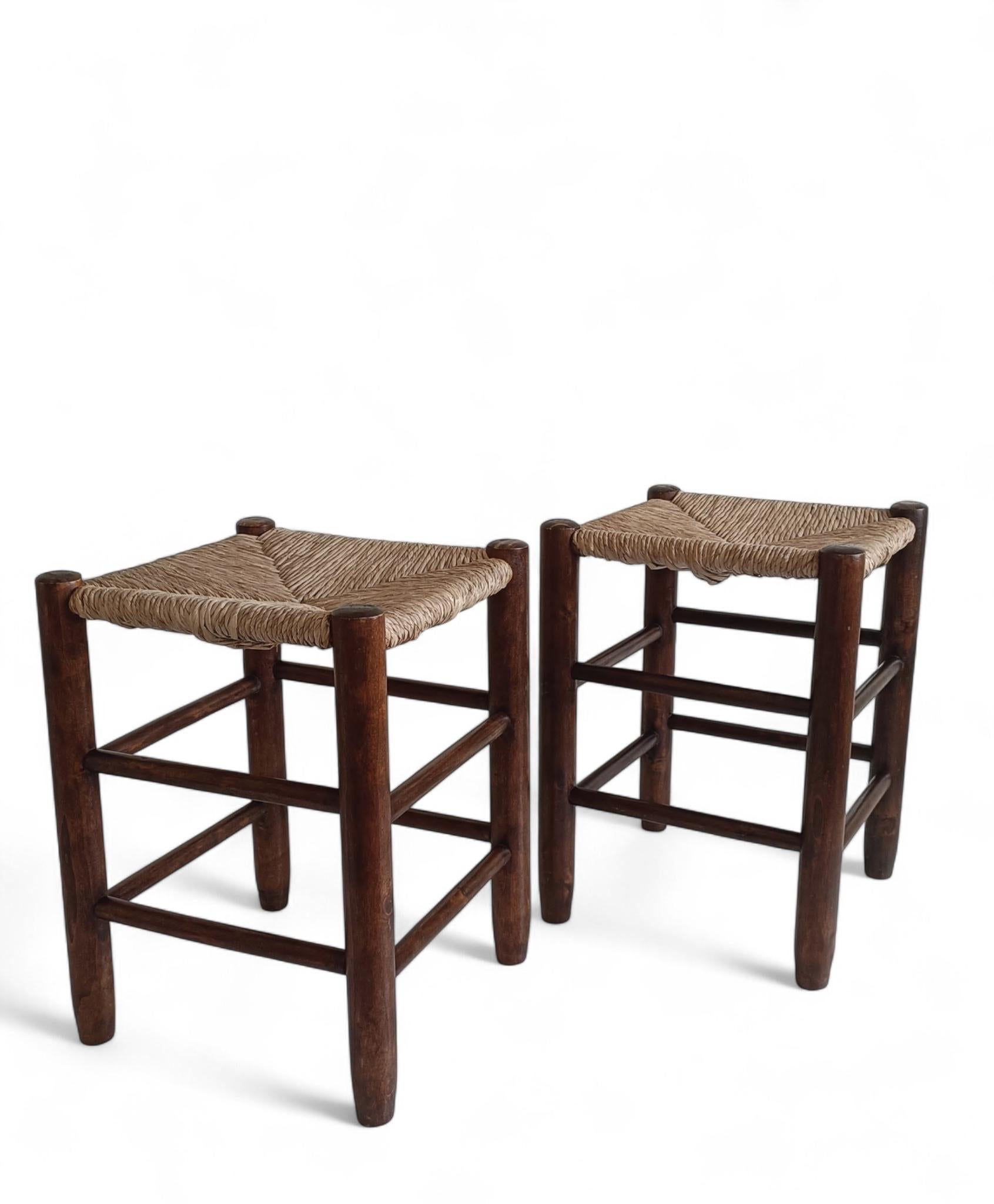 Charlotte Perriand Style, Pair of Rustic Wood and Straw Stools, France, c. 1950s For Sale 1