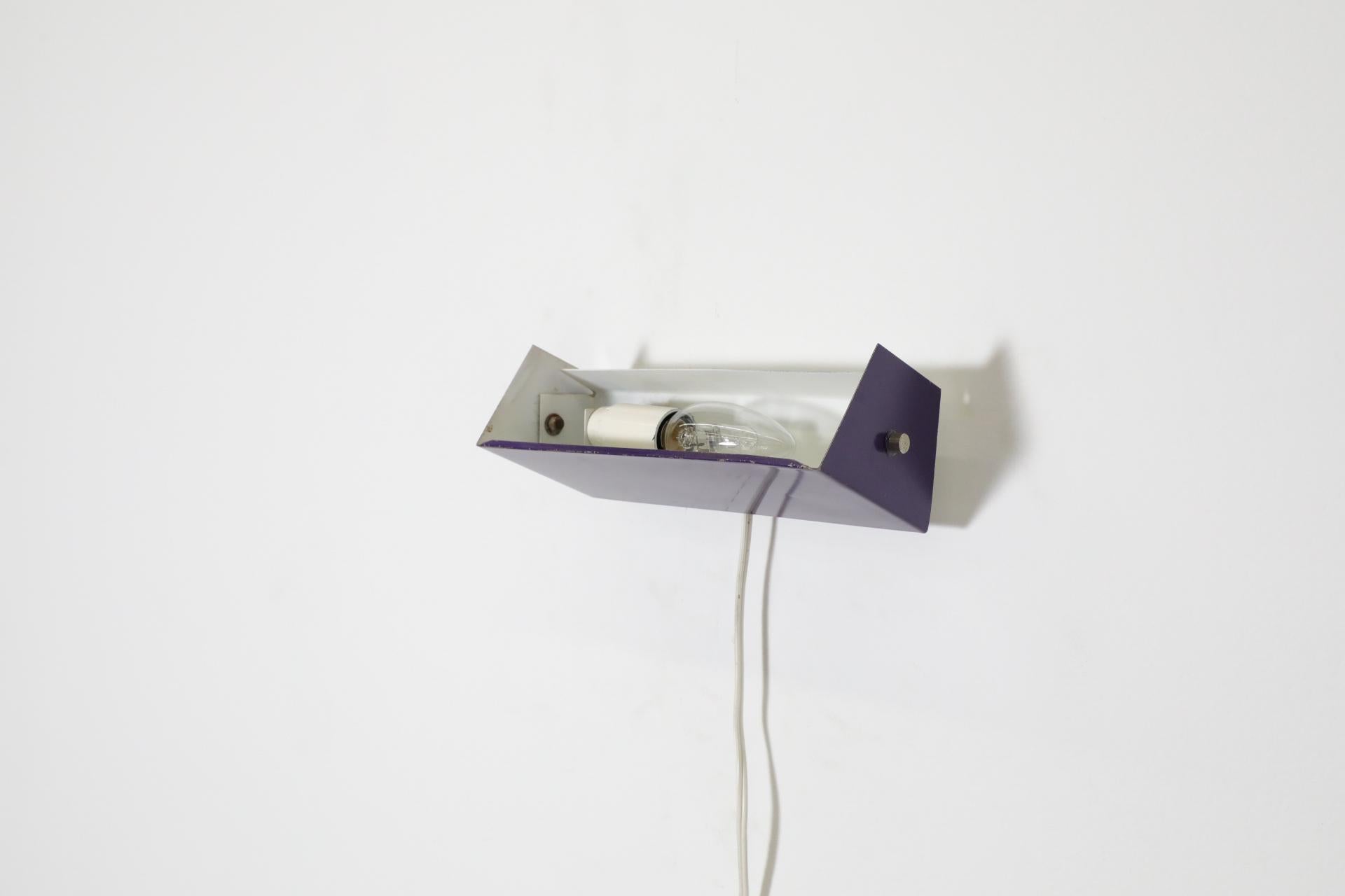 Charlotte Perriand Style Purple and White Enameled Metal Wall Sconce by Hiemstra For Sale 1