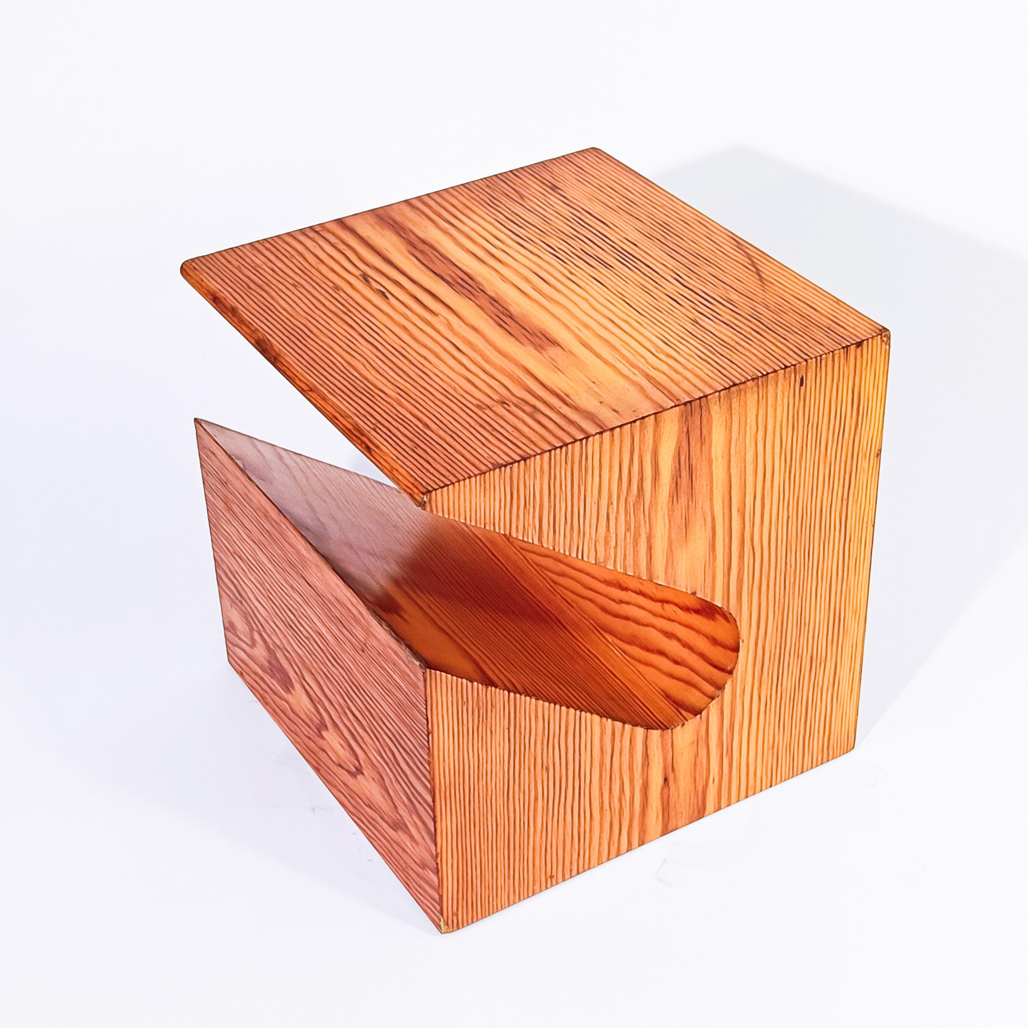 French Charlotte Perriand style. Sculptural side table in pine wood, France, 1970s For Sale