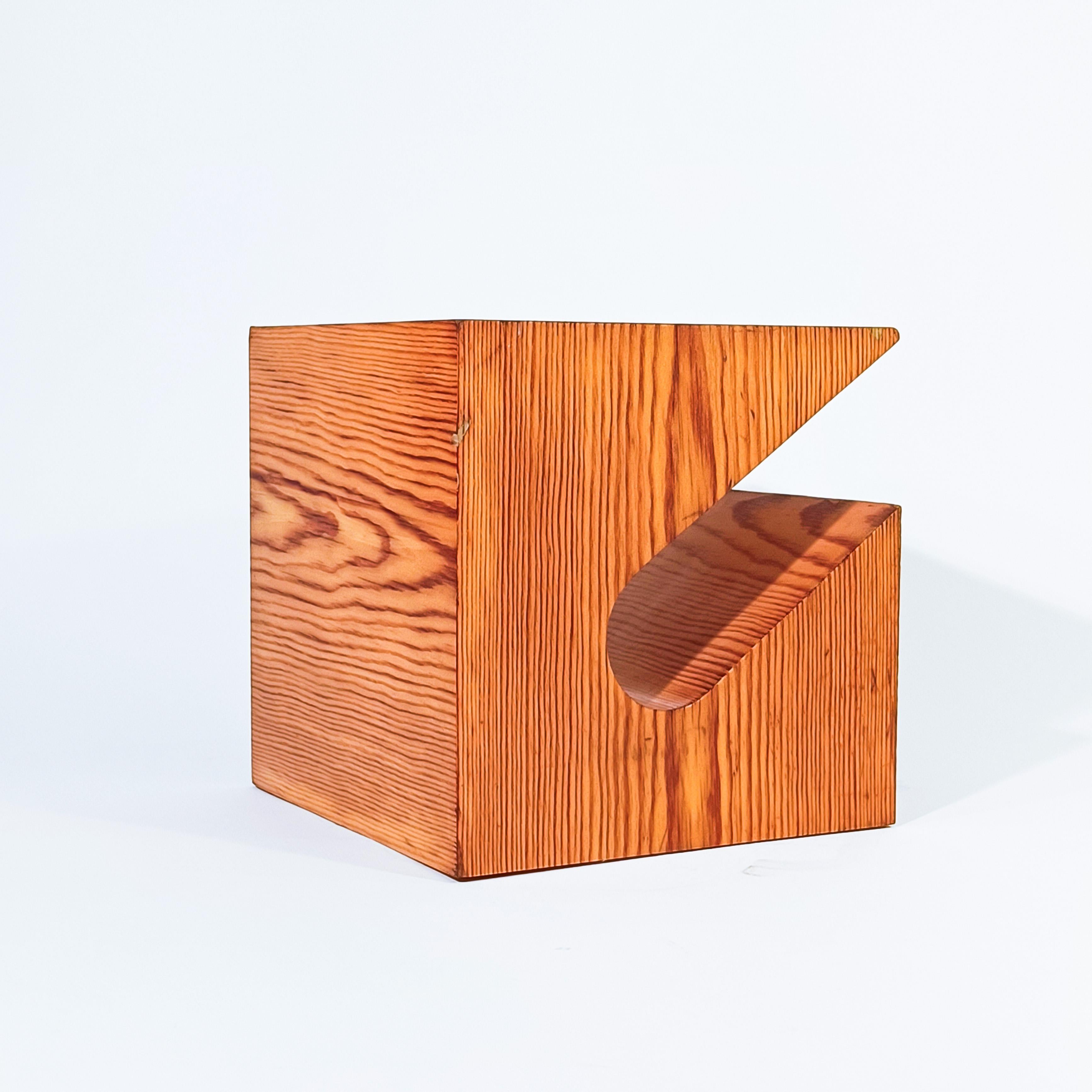 Hand-Crafted Charlotte Perriand style. Sculptural side table in pine wood, France, 1970s For Sale