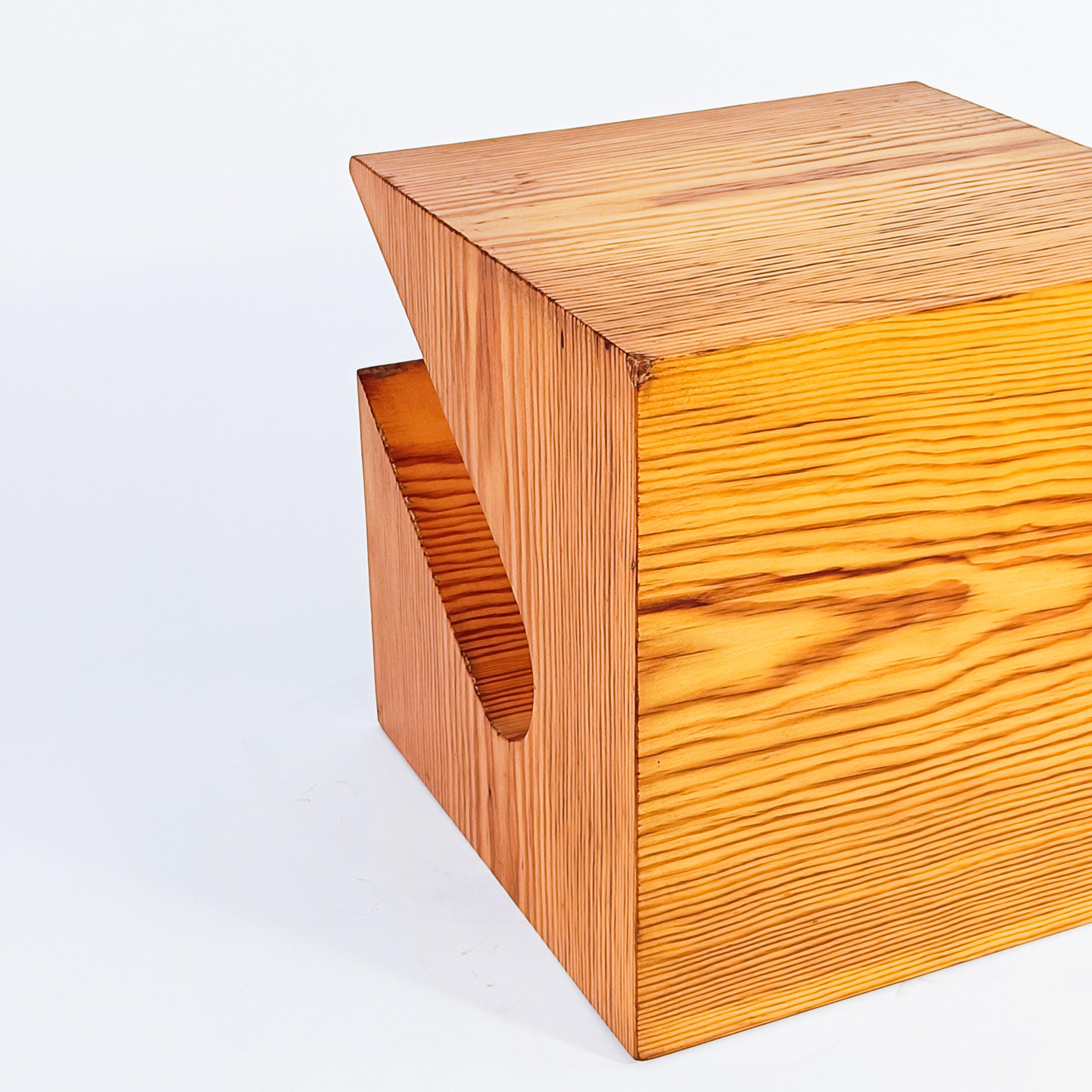 Wood Charlotte Perriand style. Sculptural side table in pine wood, France, 1970s For Sale