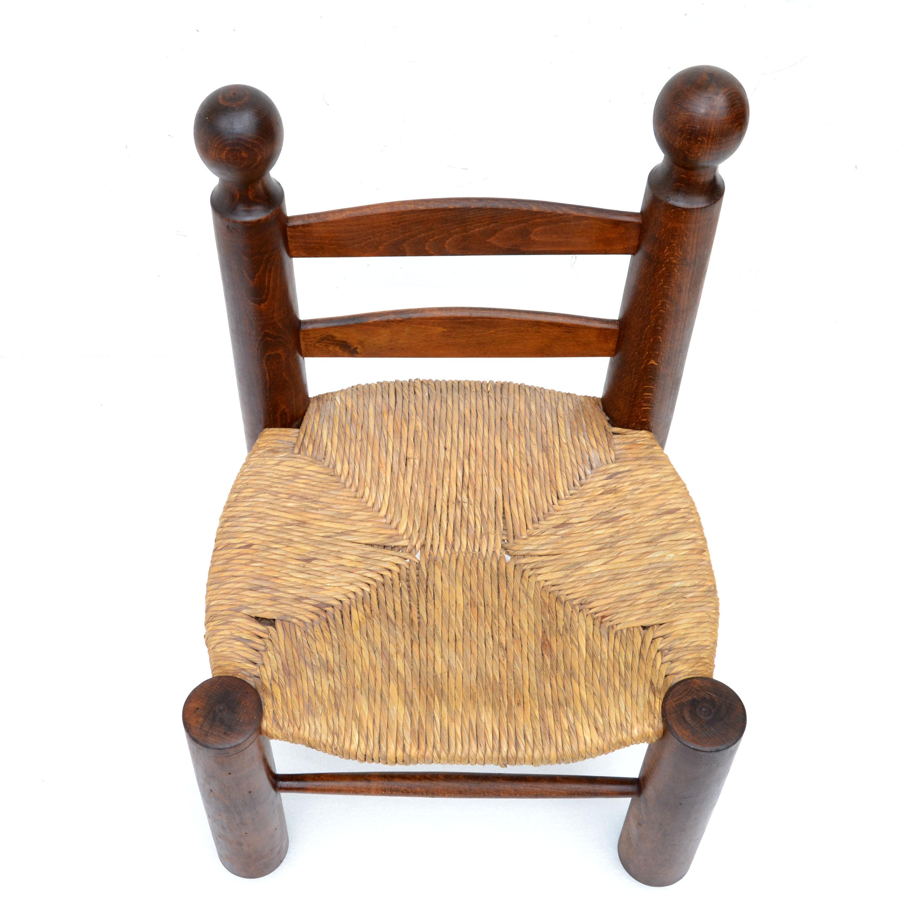 Mid-Century Modern Charlotte Perriand Style Turned Wood Kid's Chair Woven Rush Seat France 1960 For Sale