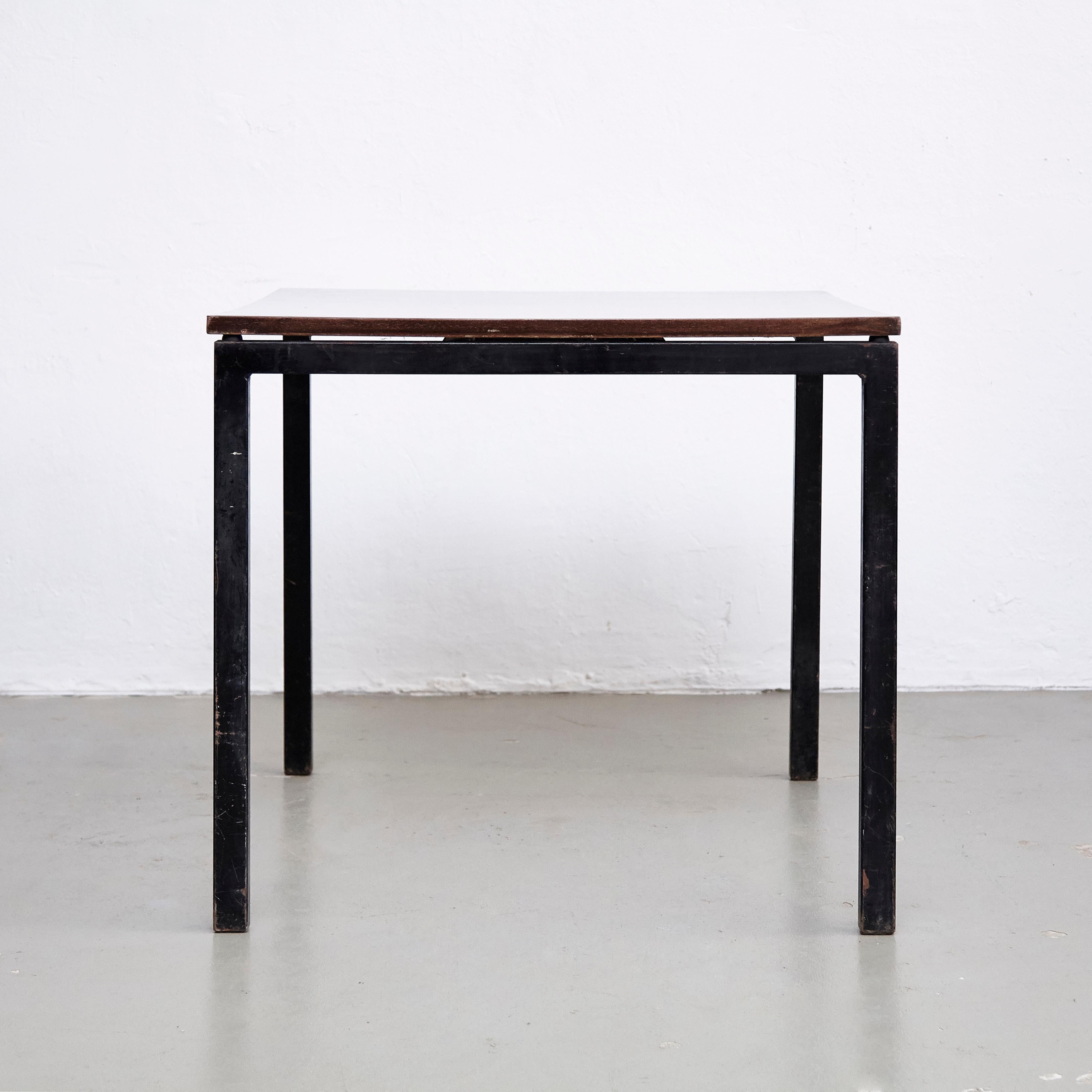 Charlotte Perriand, Mid Century Modern, Wood Formica and Metal Table, circa 1950 In Good Condition In Barcelona, Barcelona