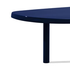 Charlotte Perriand Table En Forme Libre, Bois Laqué Bleu Nuit par Cassina