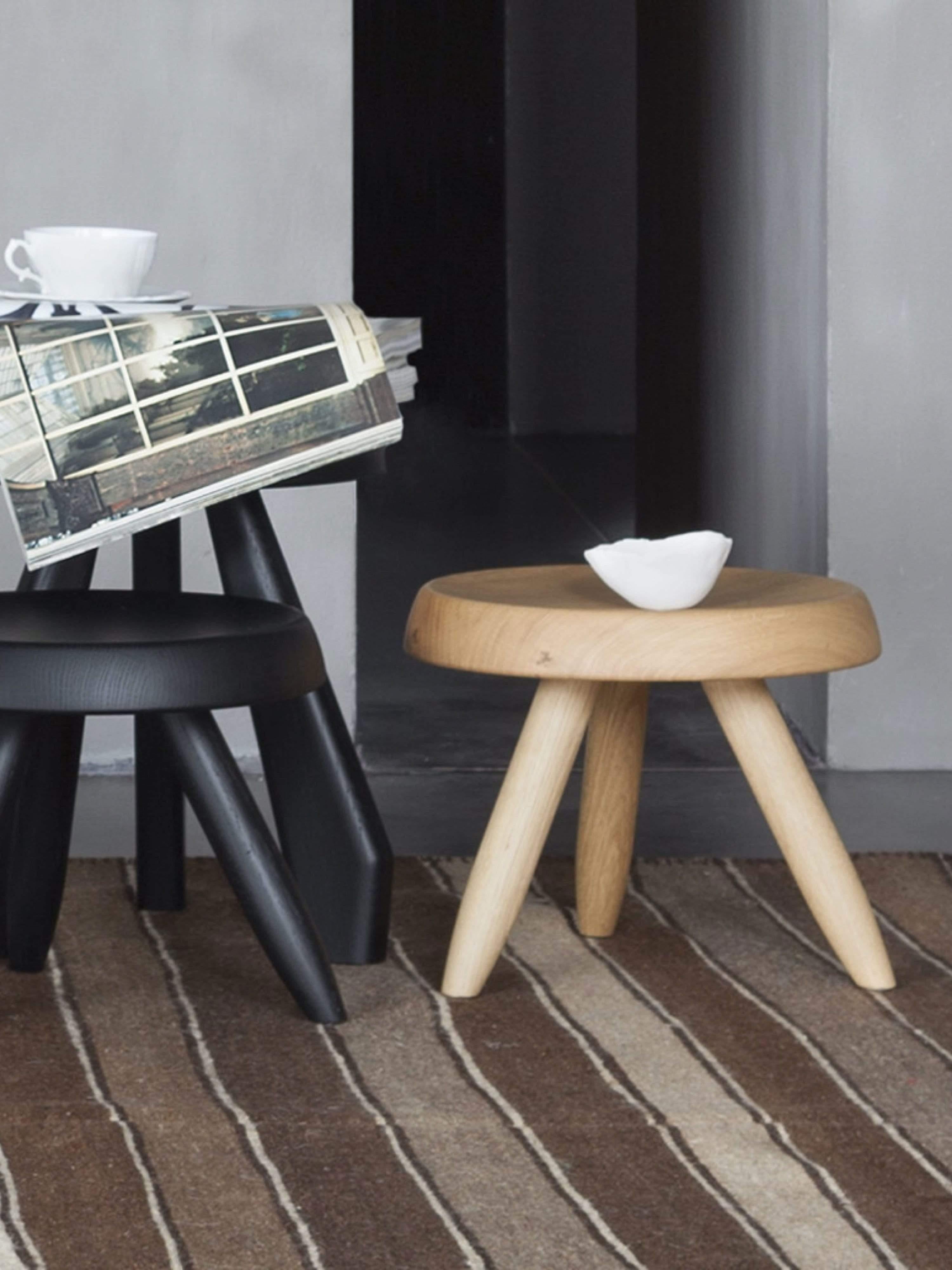 Charlotte Perriand Tabouret Berger Hocker aus Eiche von Cassina (21. Jahrhundert und zeitgenössisch) im Angebot