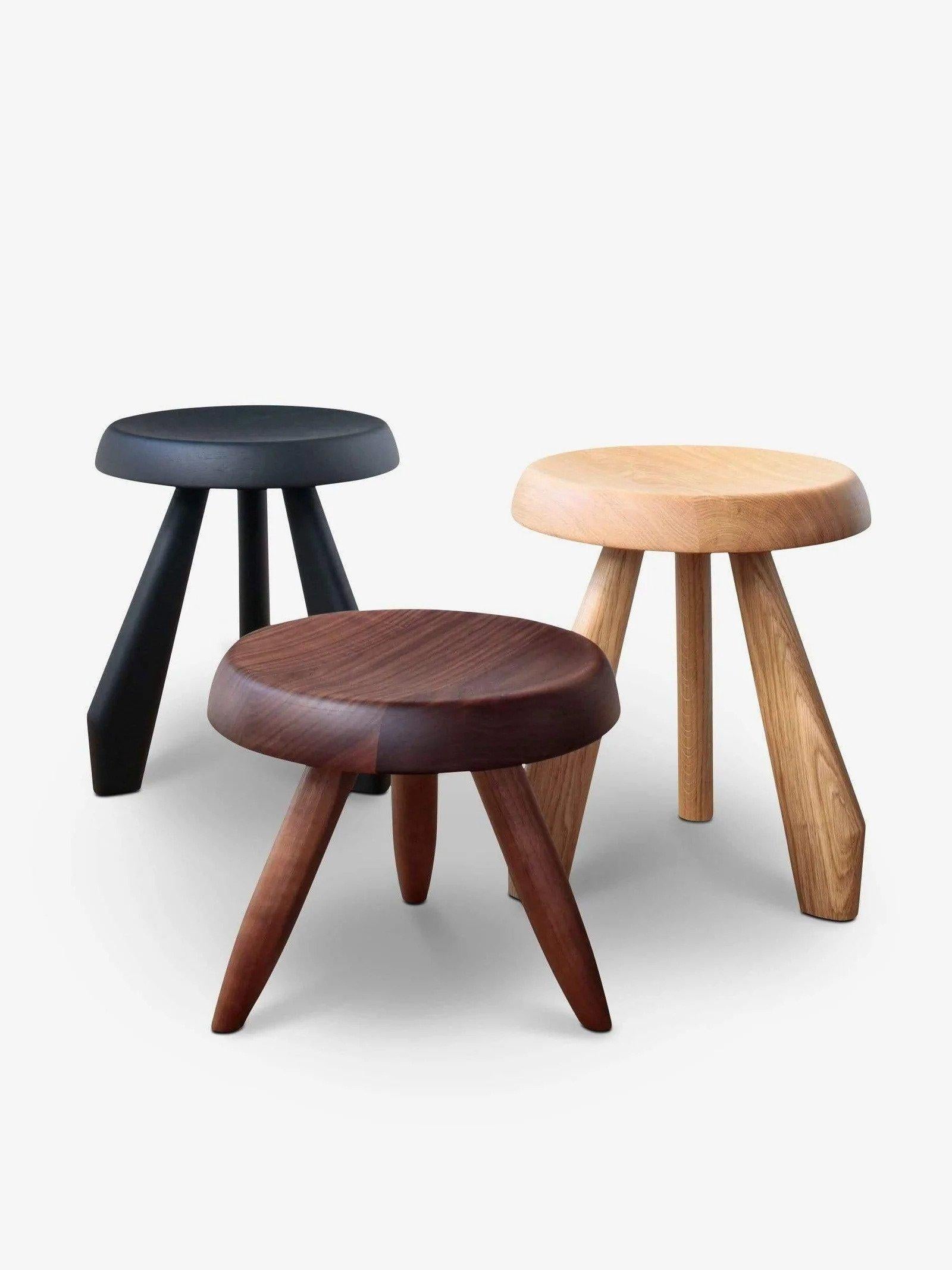 Charlotte Perriand Tabouret Berger Stool in Walnut Italiano en venta