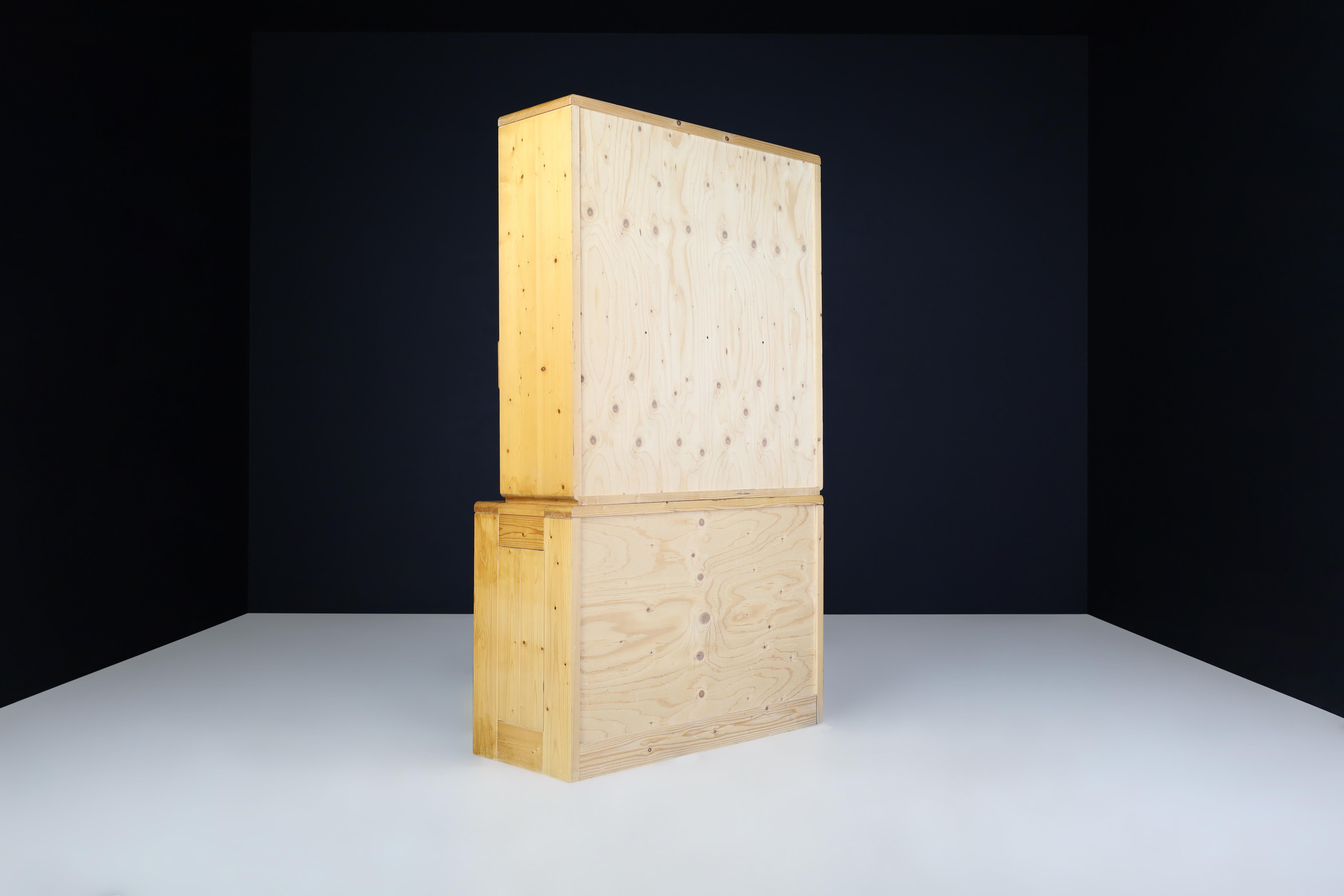 Charlotte Perriand Two-Part Pine Cabinet for Les Arcs, France, 1970s For Sale 7