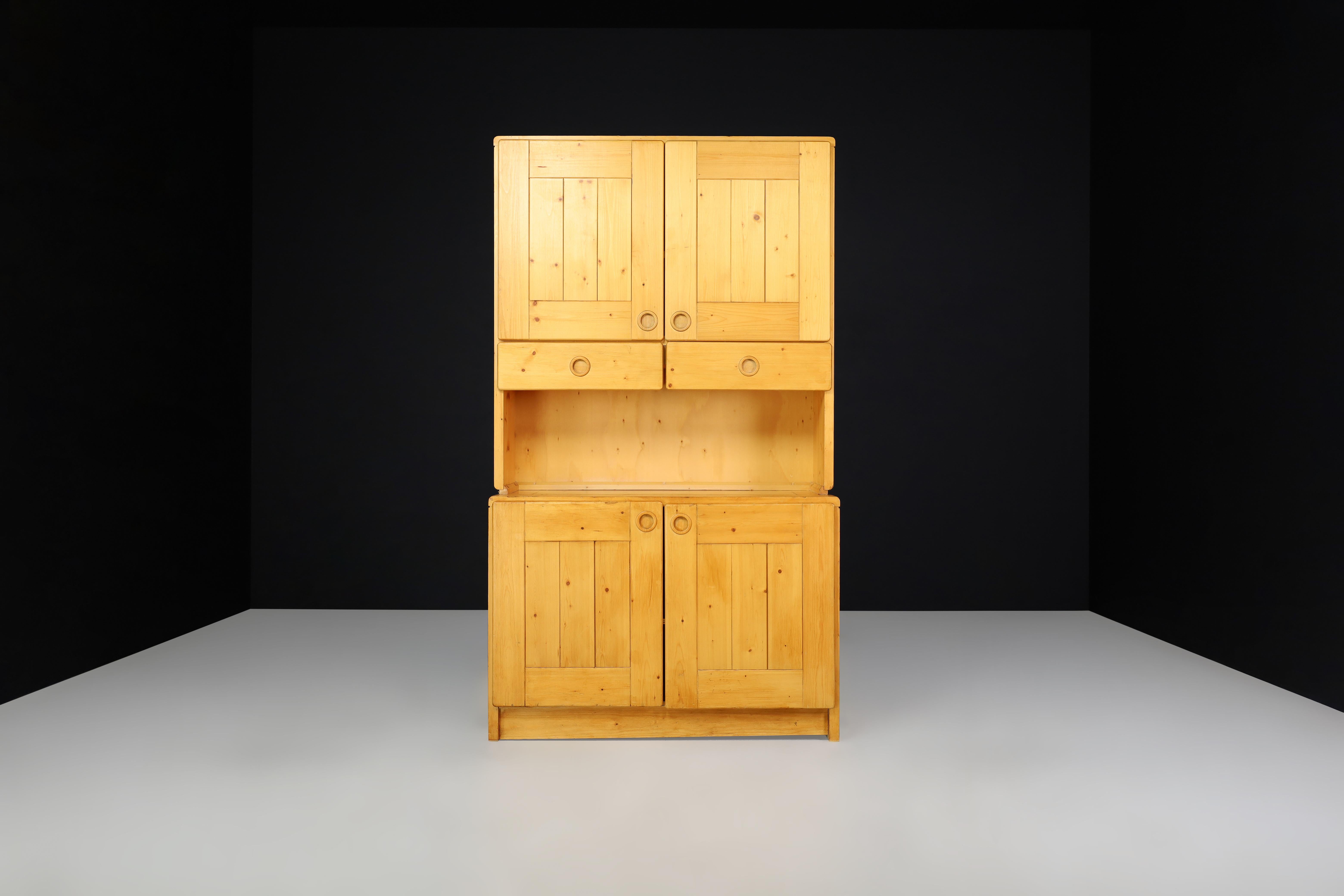 Mid-Century Modern Charlotte Perriand Two-Part Pine Cabinet for Les Arcs, France, 1970s For Sale