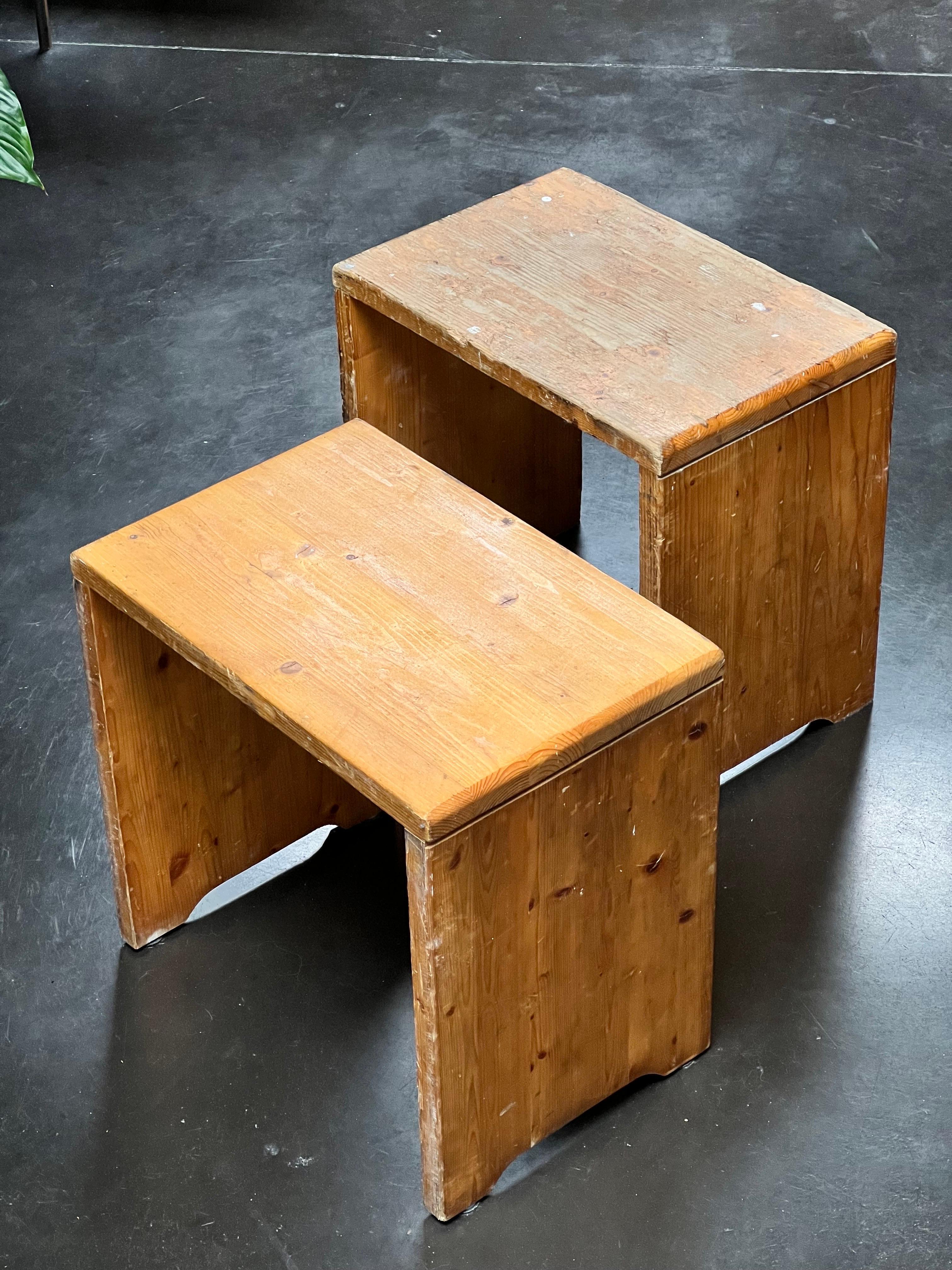 Charlotte Perriand two Stools in Pine for “Les Arcs”, France, 1967 For Sale 1