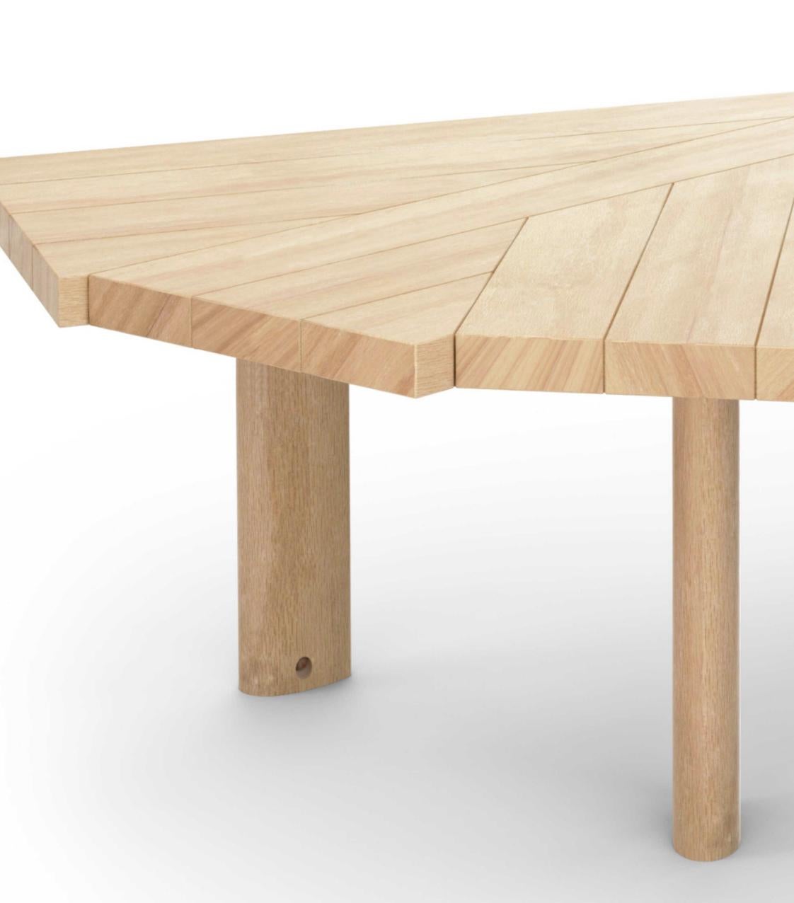 Charlotte Perriand Ventaglio Mesa de trabajo de roble natural para Cassina en Nuevo estado para la venta en Barcelona, Barcelona