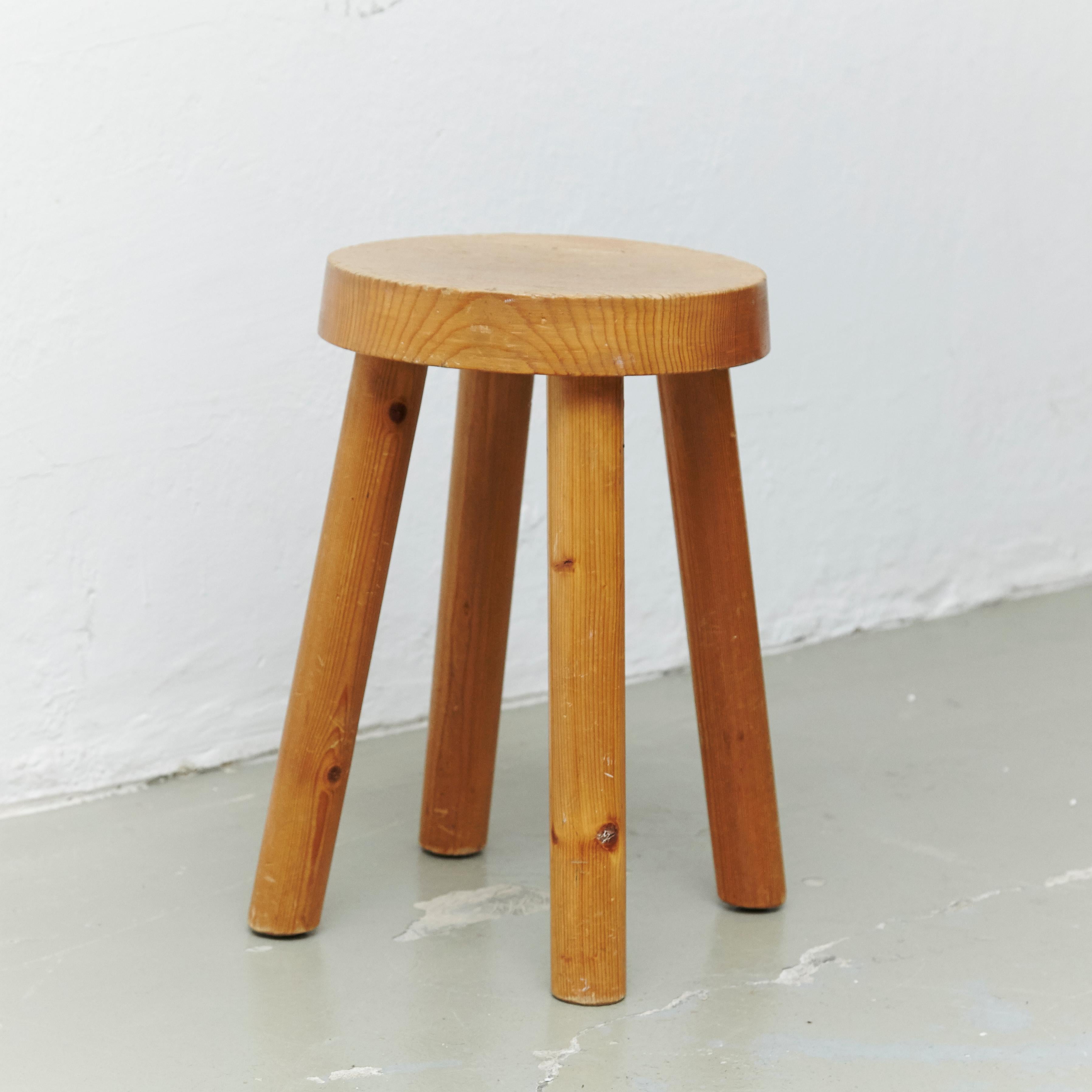 Charlotte Perriand Wood Stool for Les Arcs, circa 1960 In Good Condition In Barcelona, Barcelona