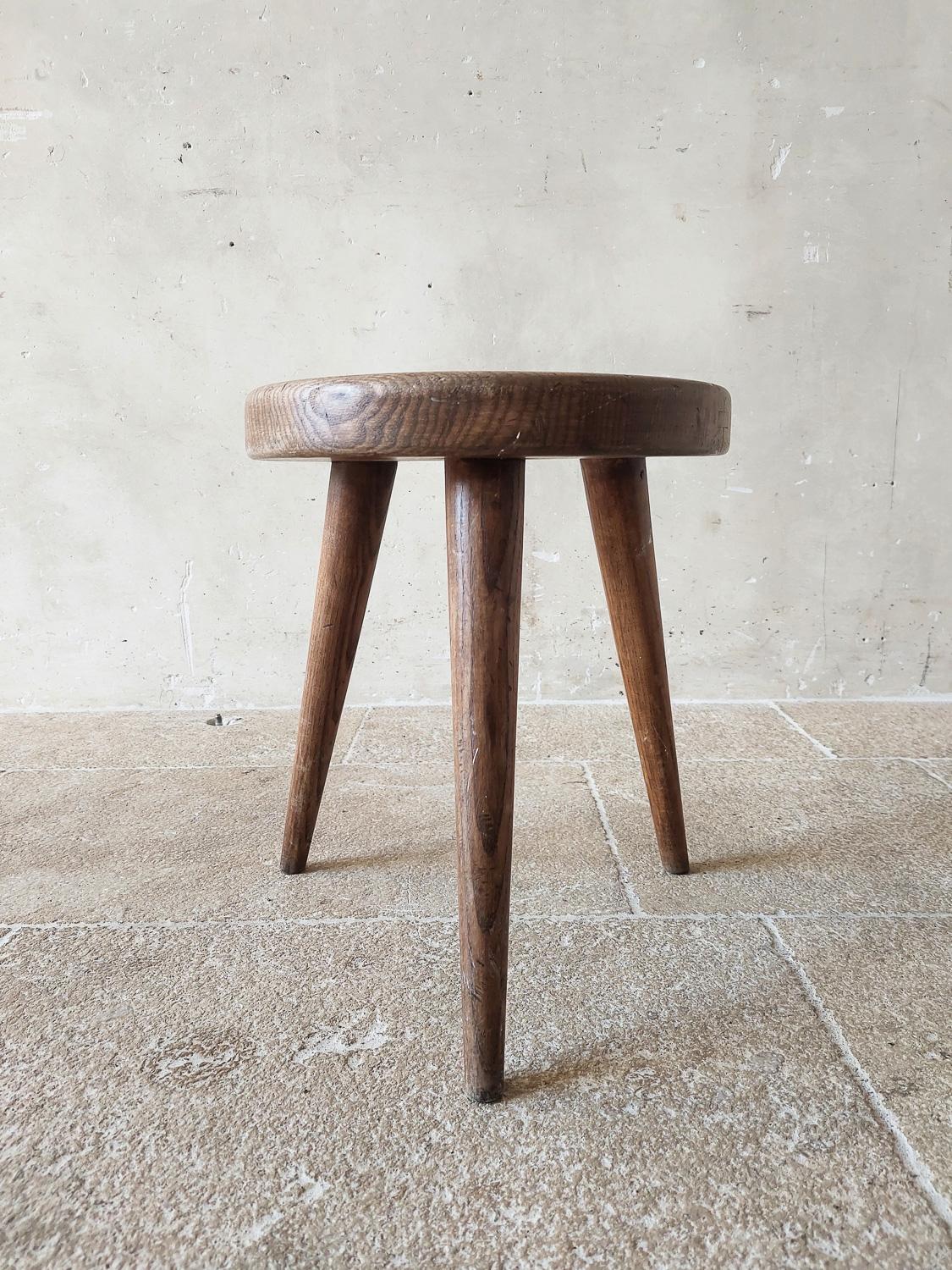Charlotte Perriand Wooden Berger Stool, circa 1950 In Good Condition For Sale In Baambrugge, NL