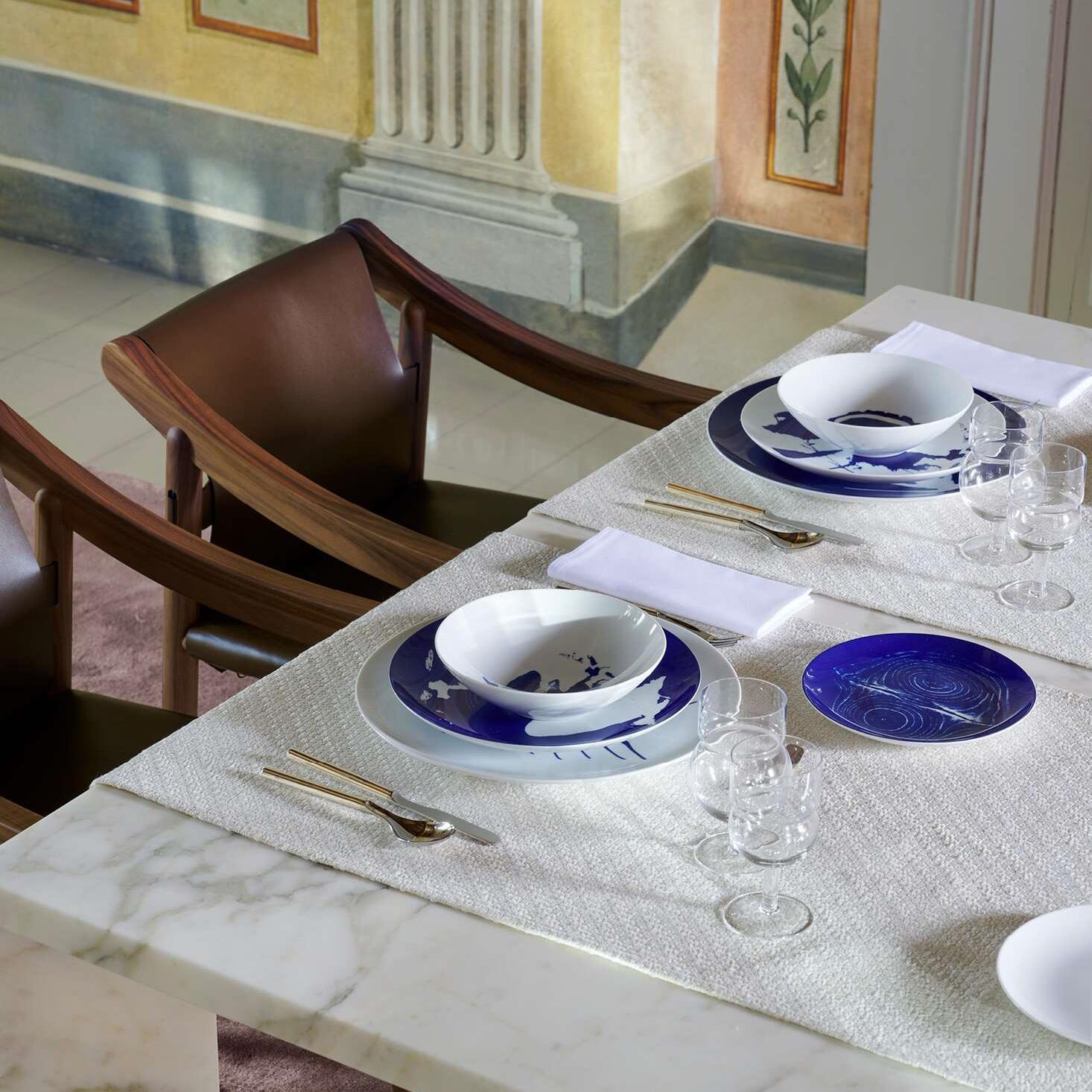Charlotte Prerriand Juego de dos platos hondos planos de Neige para Cassina en venta 3