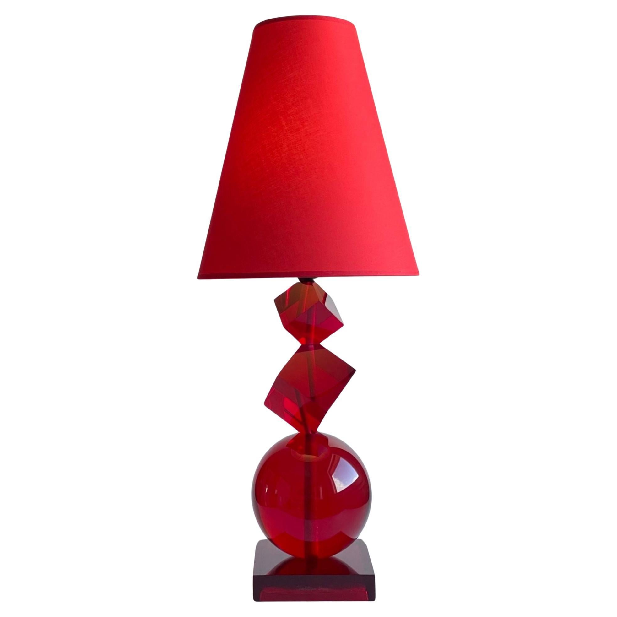 Charlottina Design è una lampada da tavolo elegante, design 100% italiana For Sale