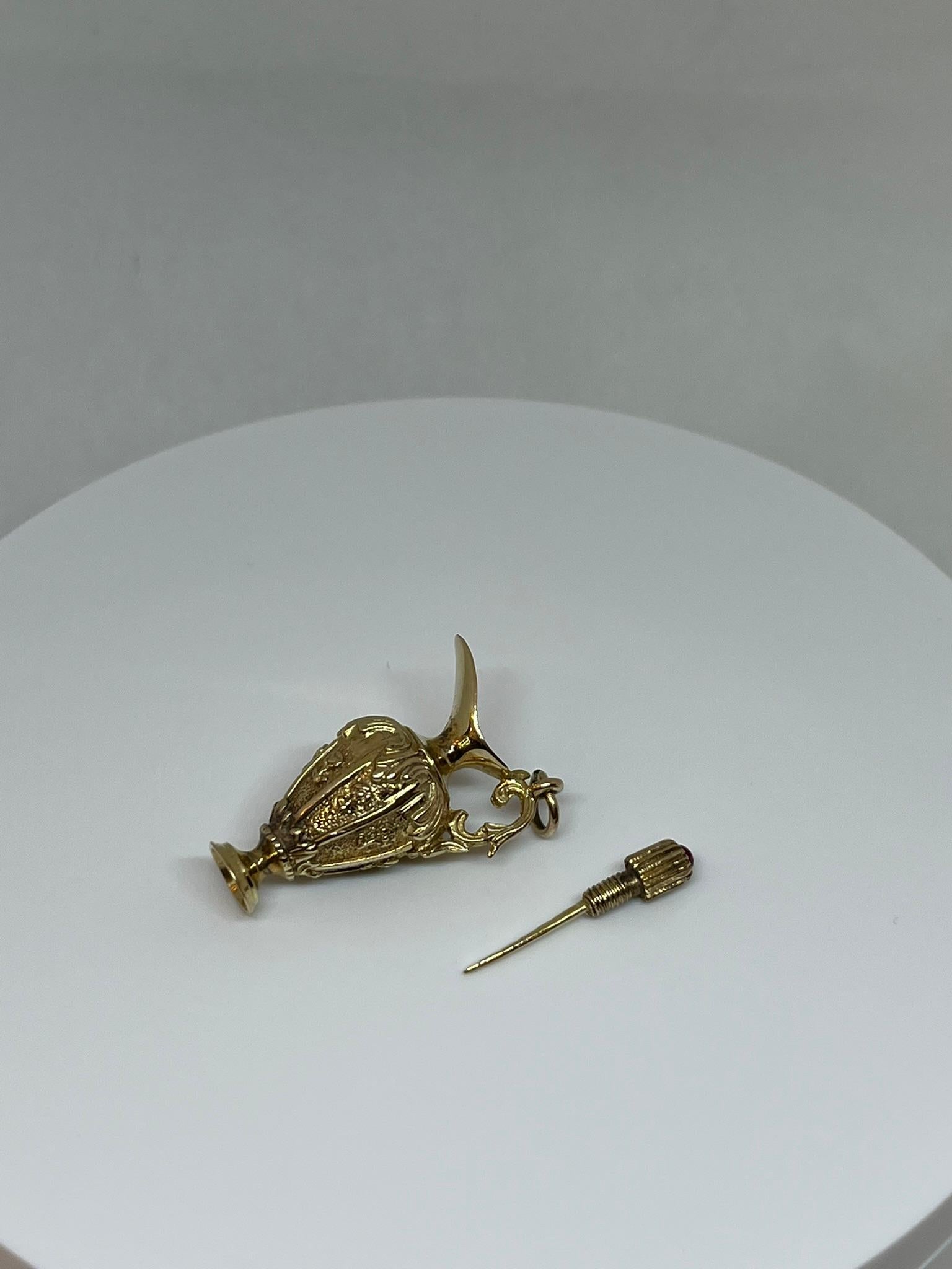 Vintage 18 kt Gold Parfüm Amphore Charme. im Zustand „Gut“ im Angebot in Abano Terme, IT
