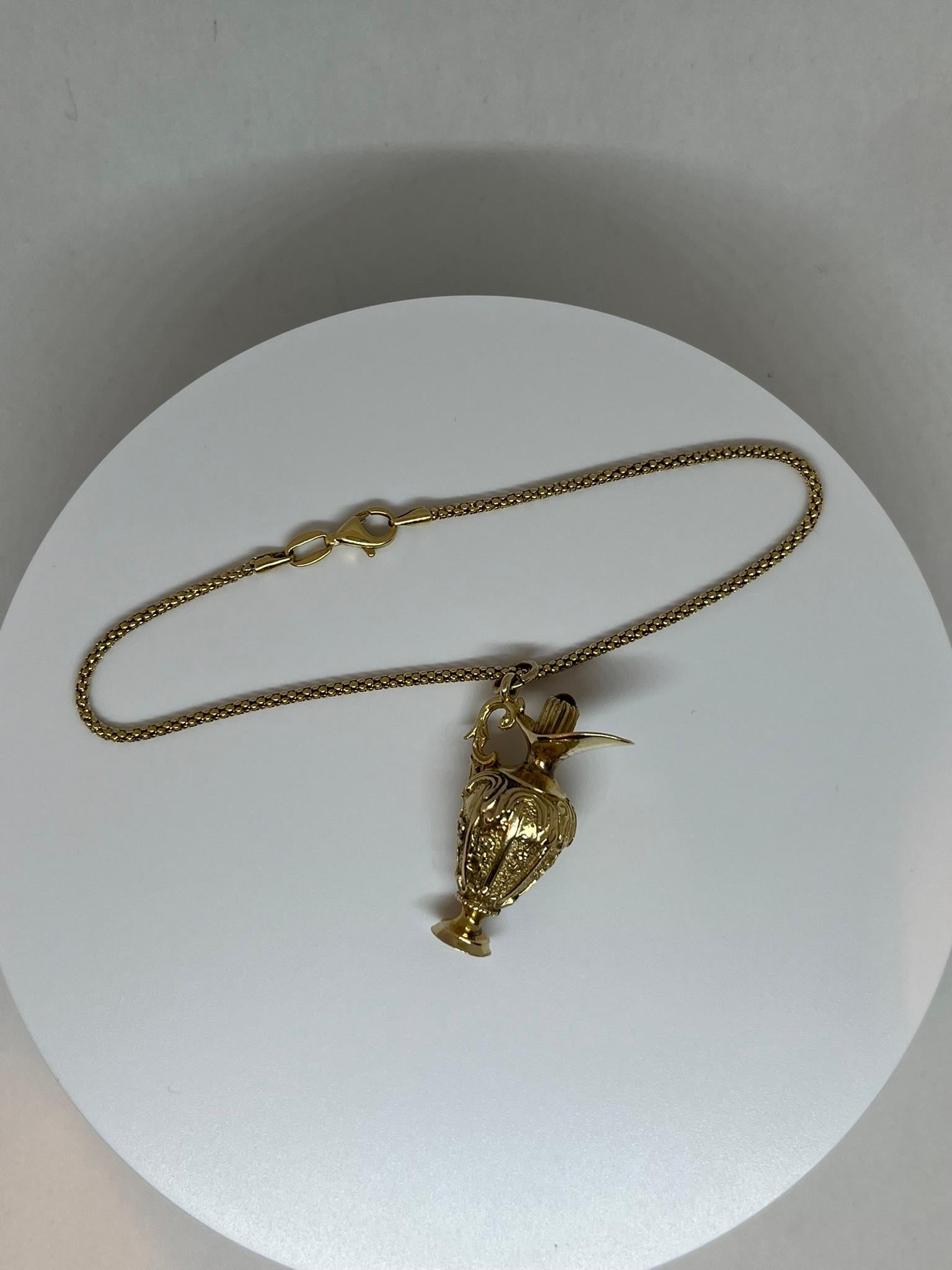 Vintage 18 kt Gold Parfüm Amphore Charme. im Angebot 3