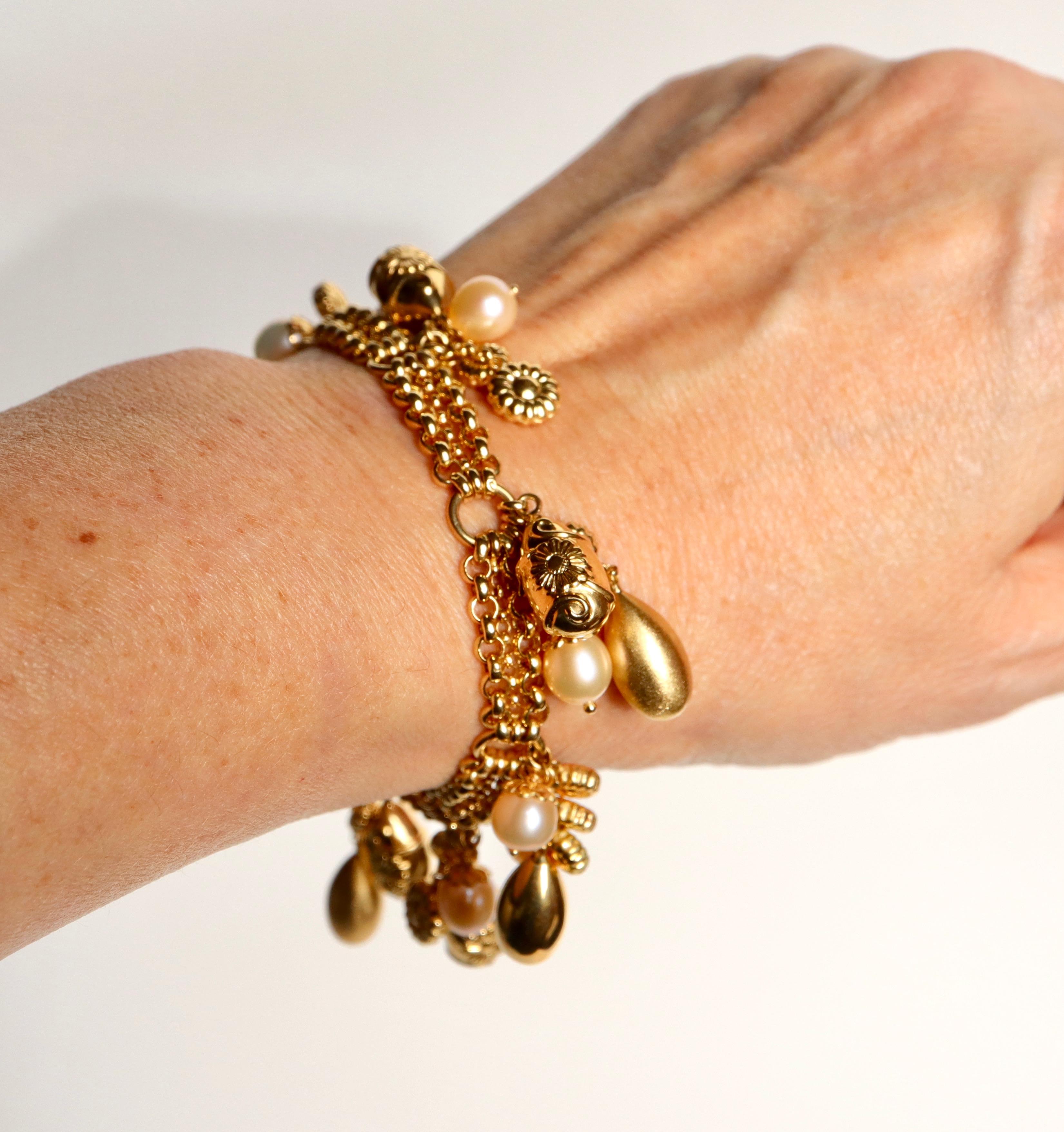 Bullet Cut Charm Bracelet in 18k Yellow Gold and Pearls For Sale