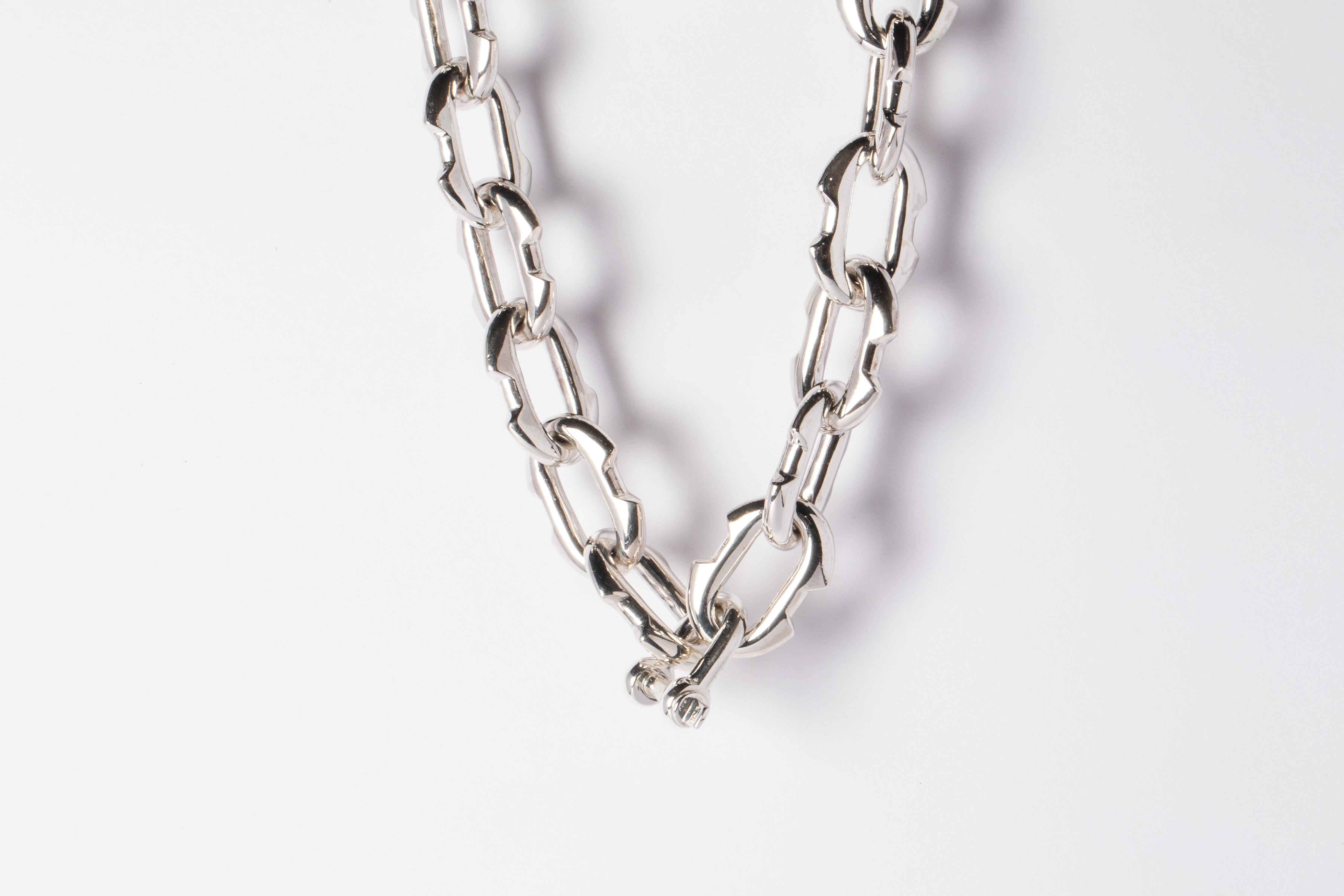Charm Chain Choker (45cm, Small Deco Links, PA) In New Condition For Sale In PARIS, FR