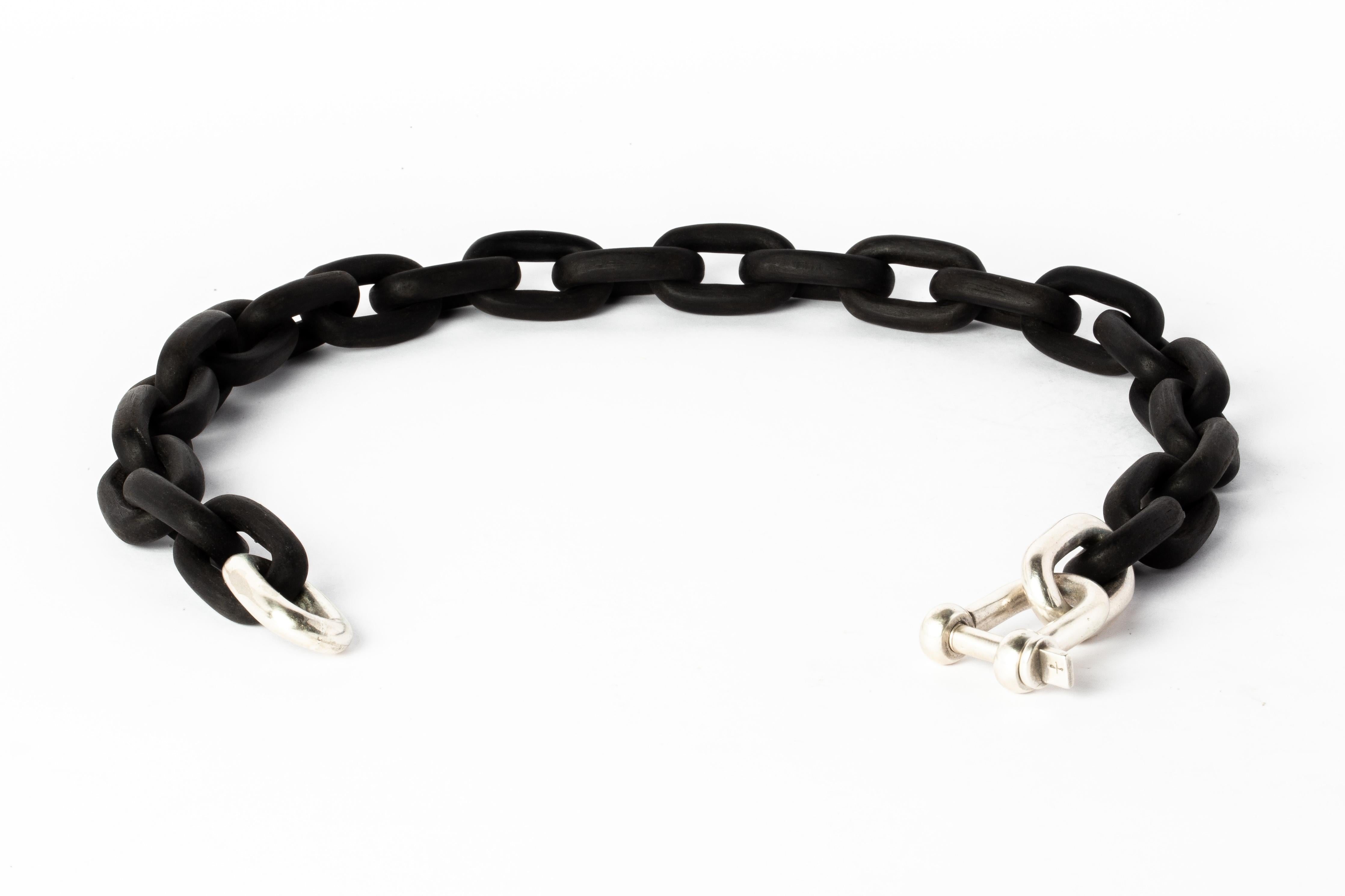 Charm-Halskette (50cm, Kleine Glieder, KU+PA) im Zustand „Neu“ im Angebot in PARIS, FR
